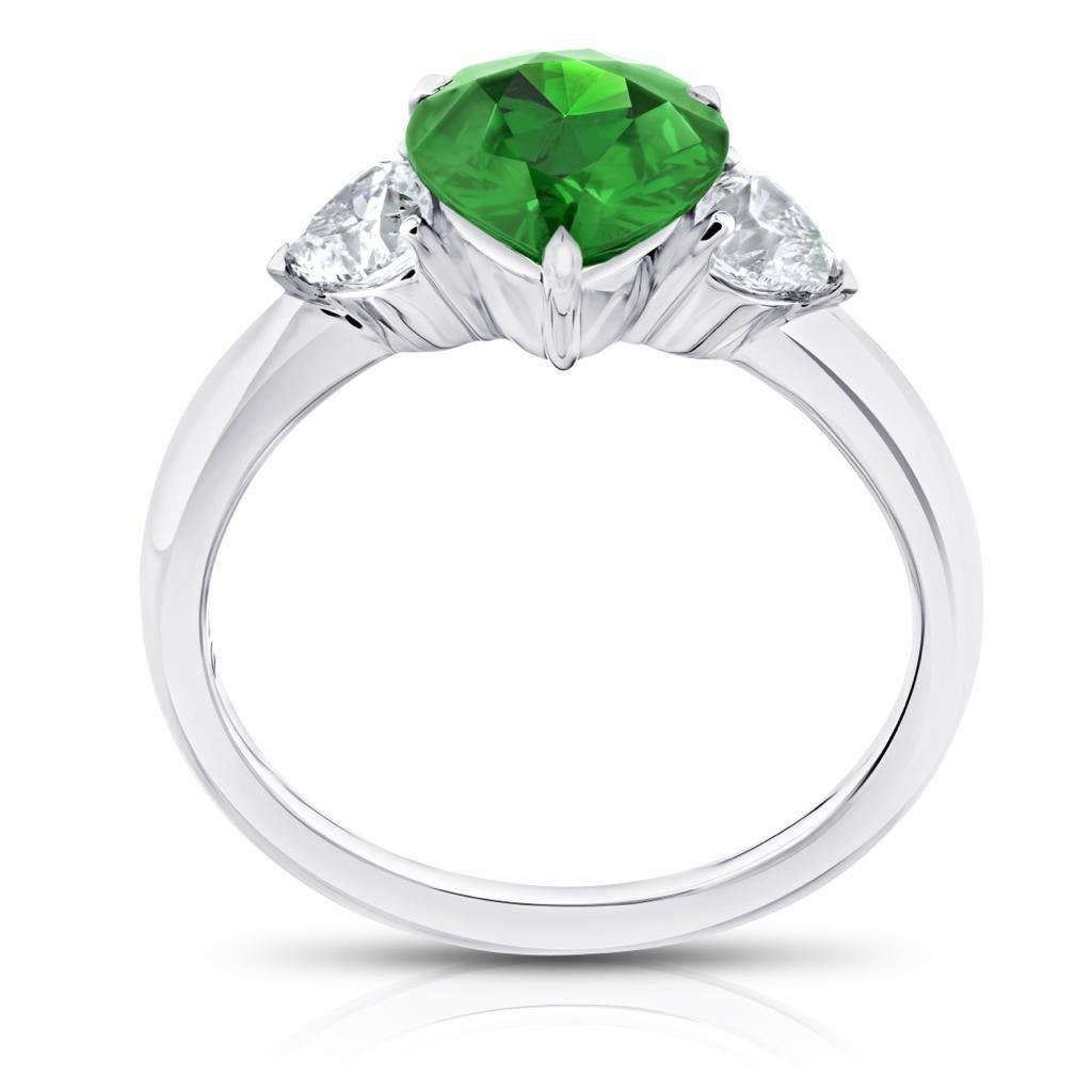Contemporary 2.43 Carat Pear Shape Green Tsavorite and Diamond Platinum Ring For Sale