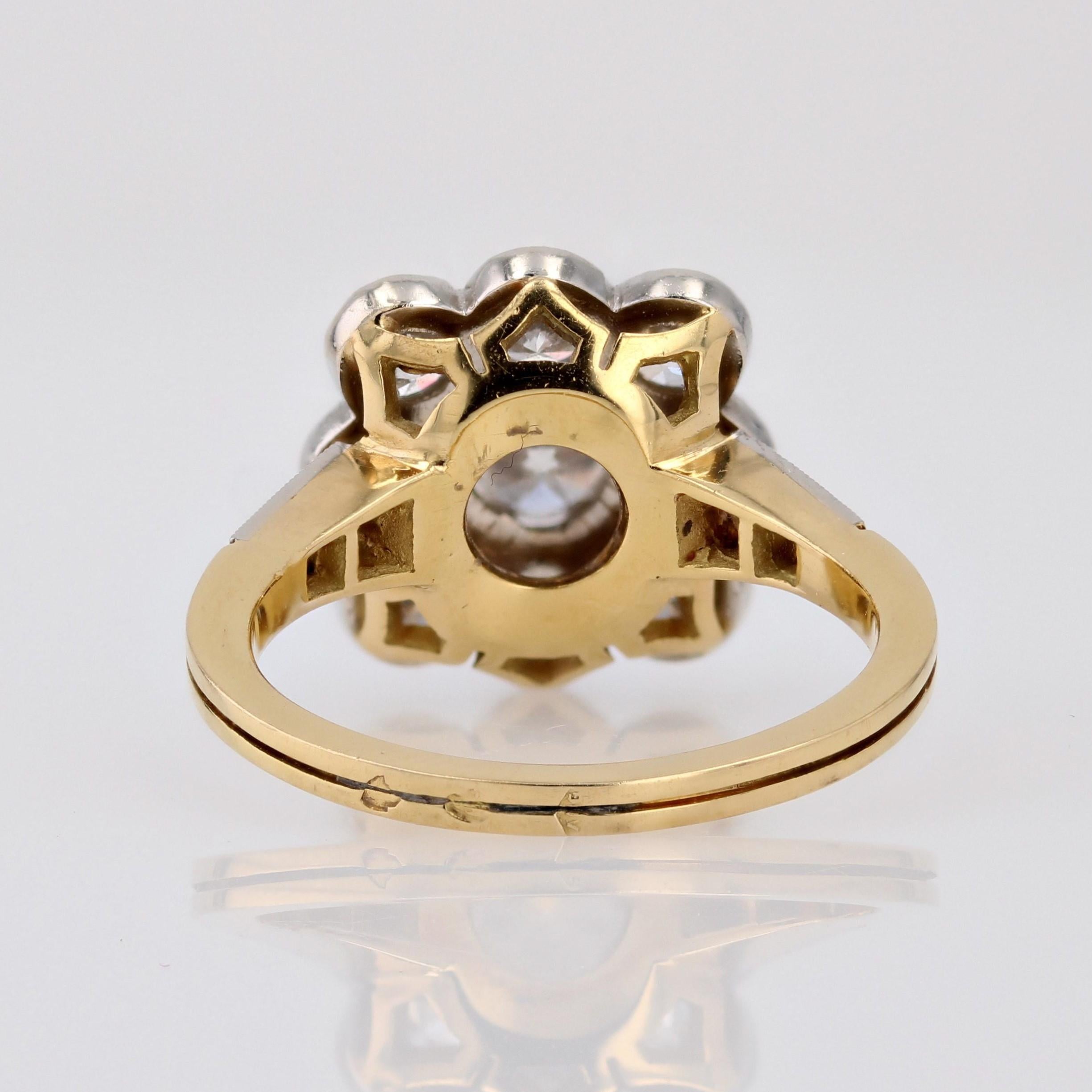 Anillo margarita de oro amarillo de 18 quilates y platino con diamante de 2,43 quilates en venta 7