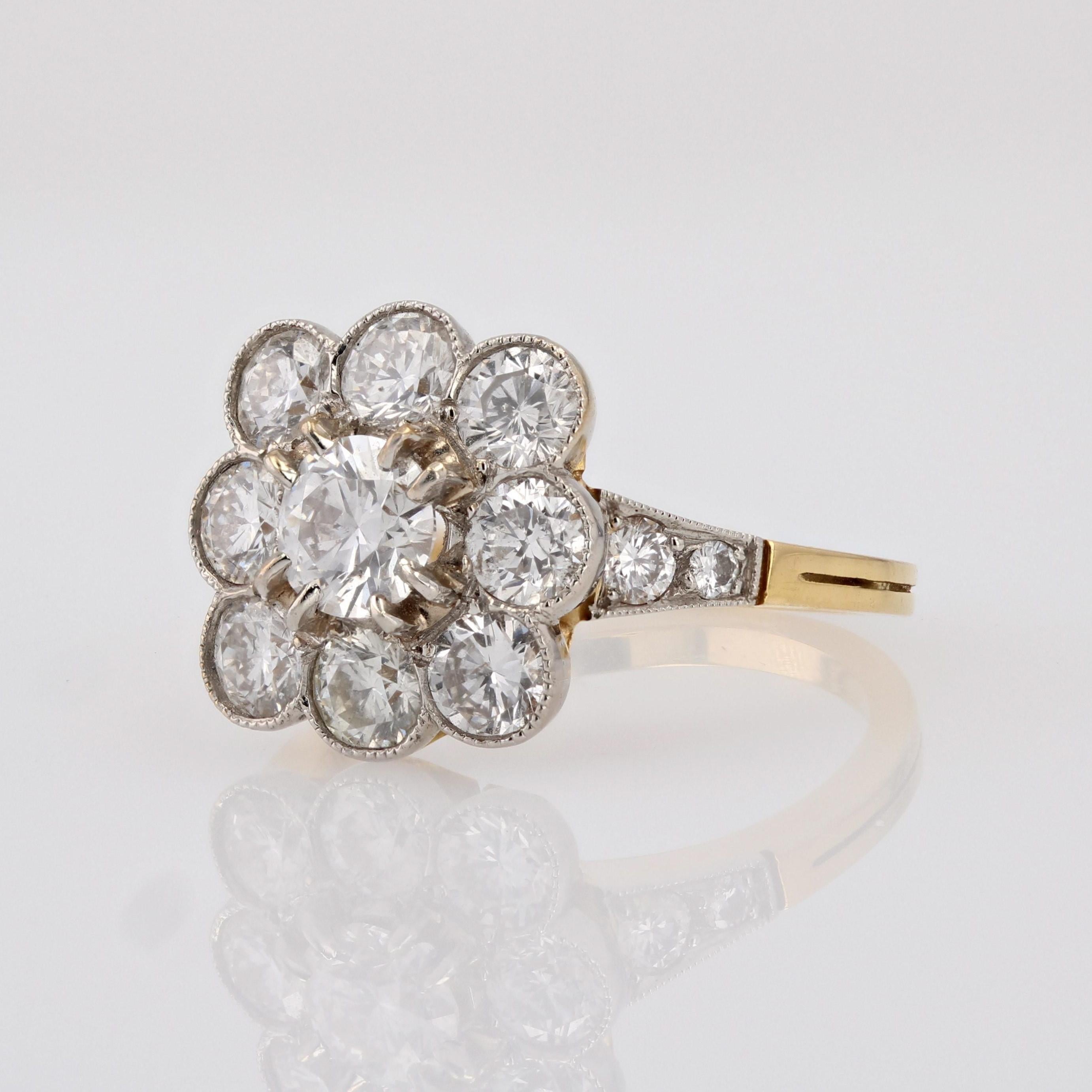 Anillo margarita de oro amarillo de 18 quilates y platino con diamante de 2,43 quilates Moderno en venta