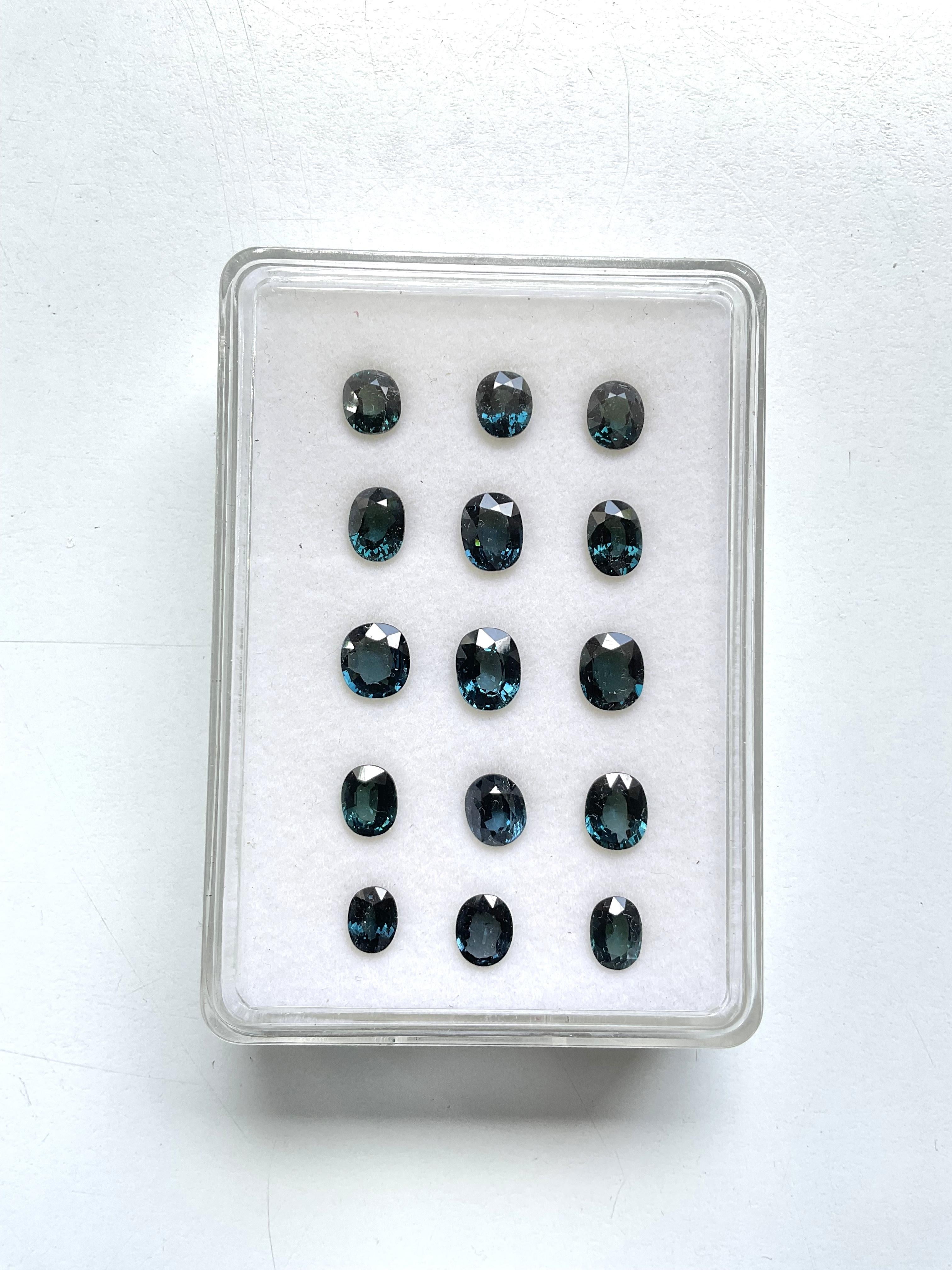 24.30 Carat Blue Spinel Tanzania Oval Faceted Natural Cut stone Fine Jewelry Gem Unisexe en vente