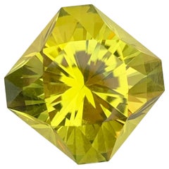 24.30 Carat Natural Loose Green Gold Lemon Quartz Octagon Shape Gemstone