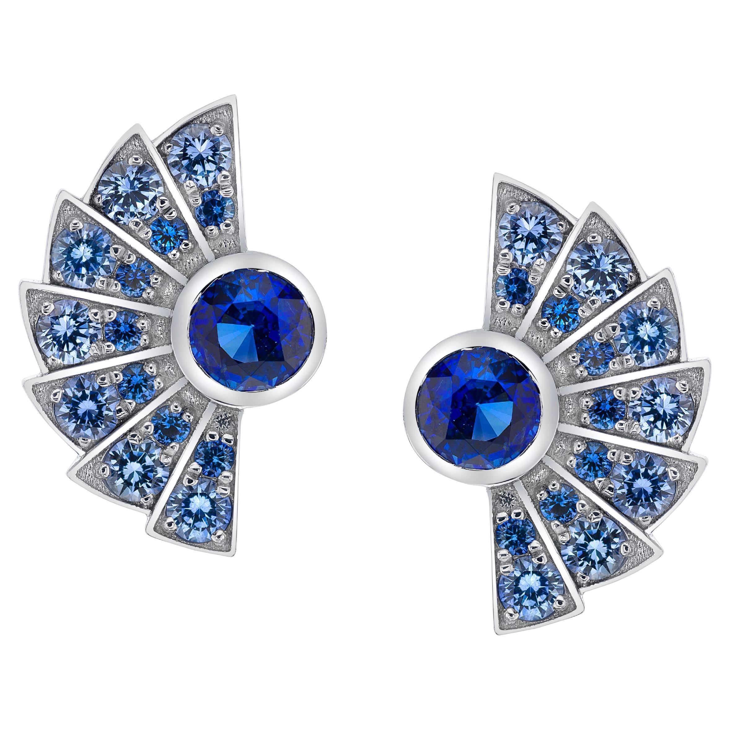 Art Deco 2.43ct Blue Sapphire Ombré Earrings in 18K White Gold For Sale