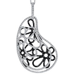 2.44 Carat Black & White Diamond Flower 18 Kt White Gold Pendant Chain Necklace