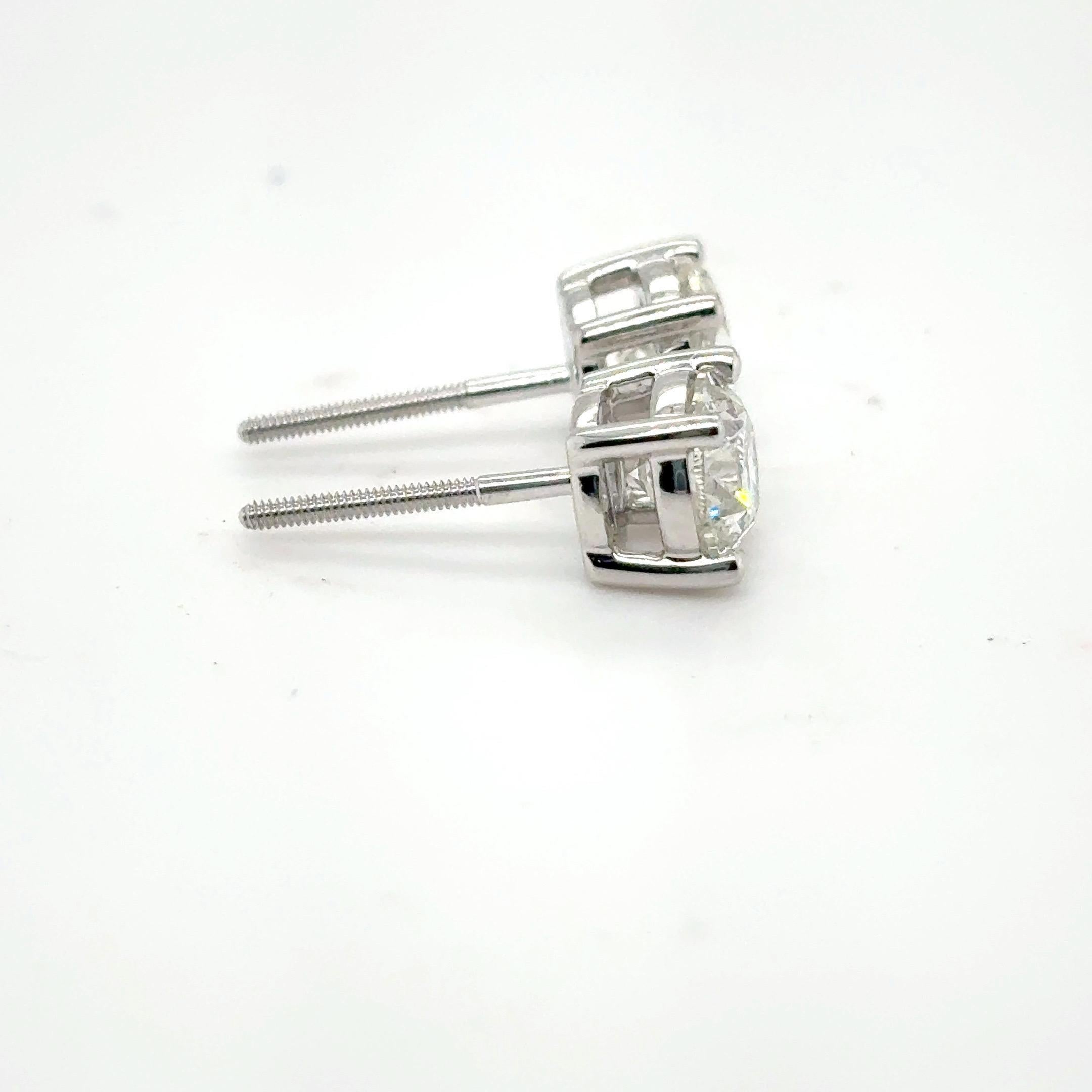 Boucles d'oreilles en diamant solitaire de 2,44 carats à taille brillante en vente 8