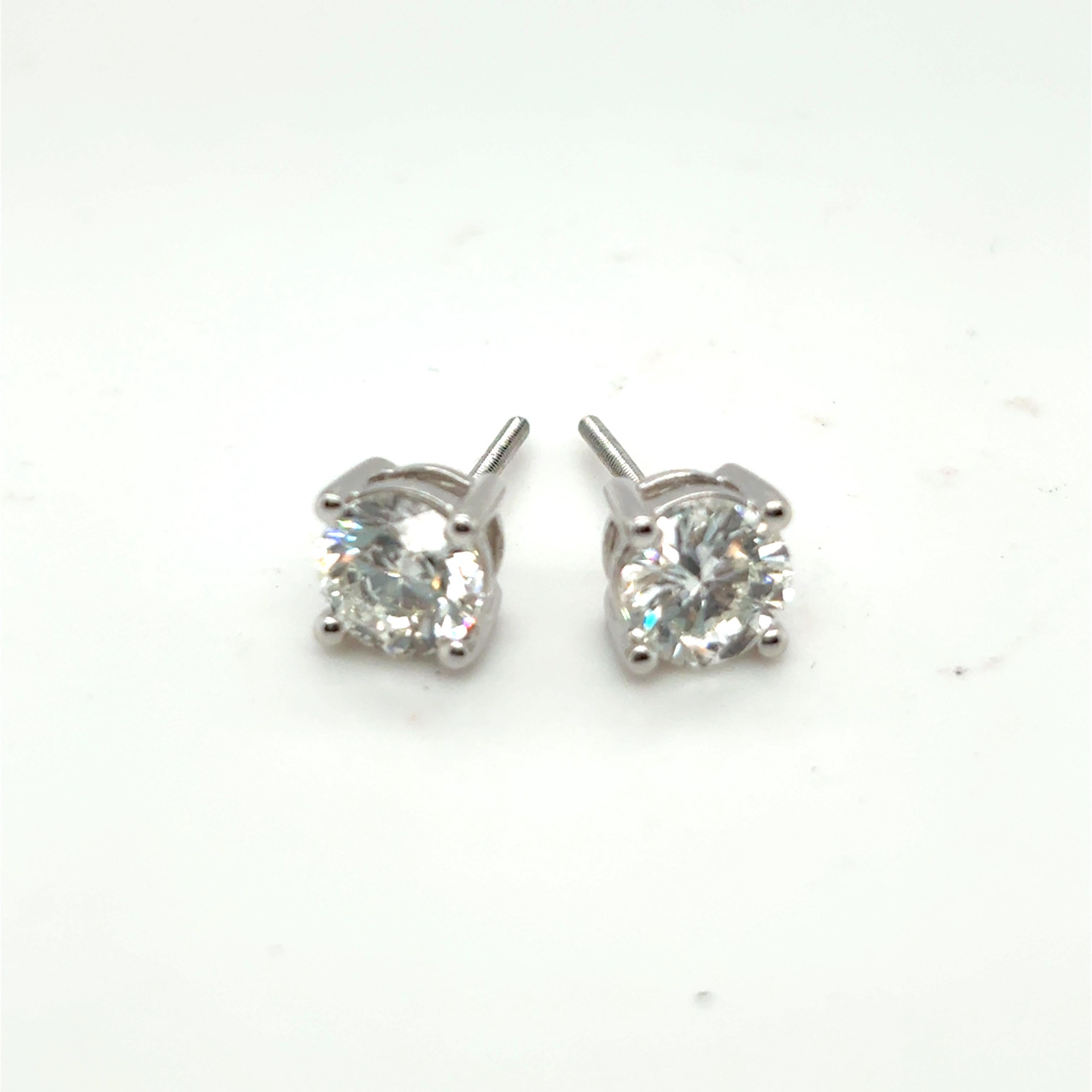 Boucles d'oreilles en diamant solitaire de 2,44 carats à taille brillante Neuf - En vente à Trumbull, CT