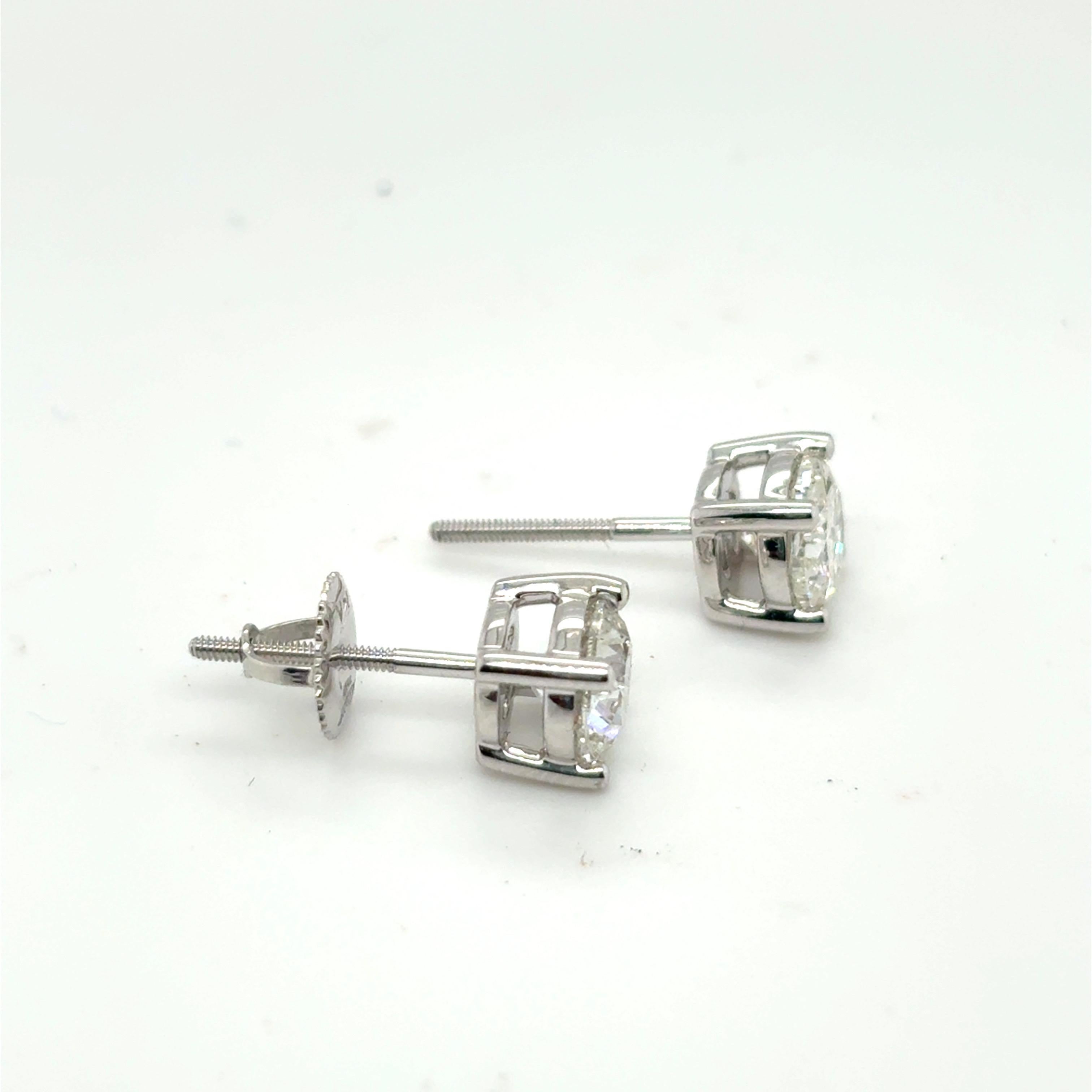 Boucles d'oreilles en diamant solitaire de 2,44 carats à taille brillante en vente 2