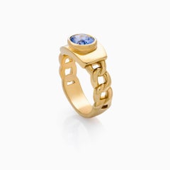 Anello con zaffiro blu chiaro da 2,44 carati in oro giallo 14K