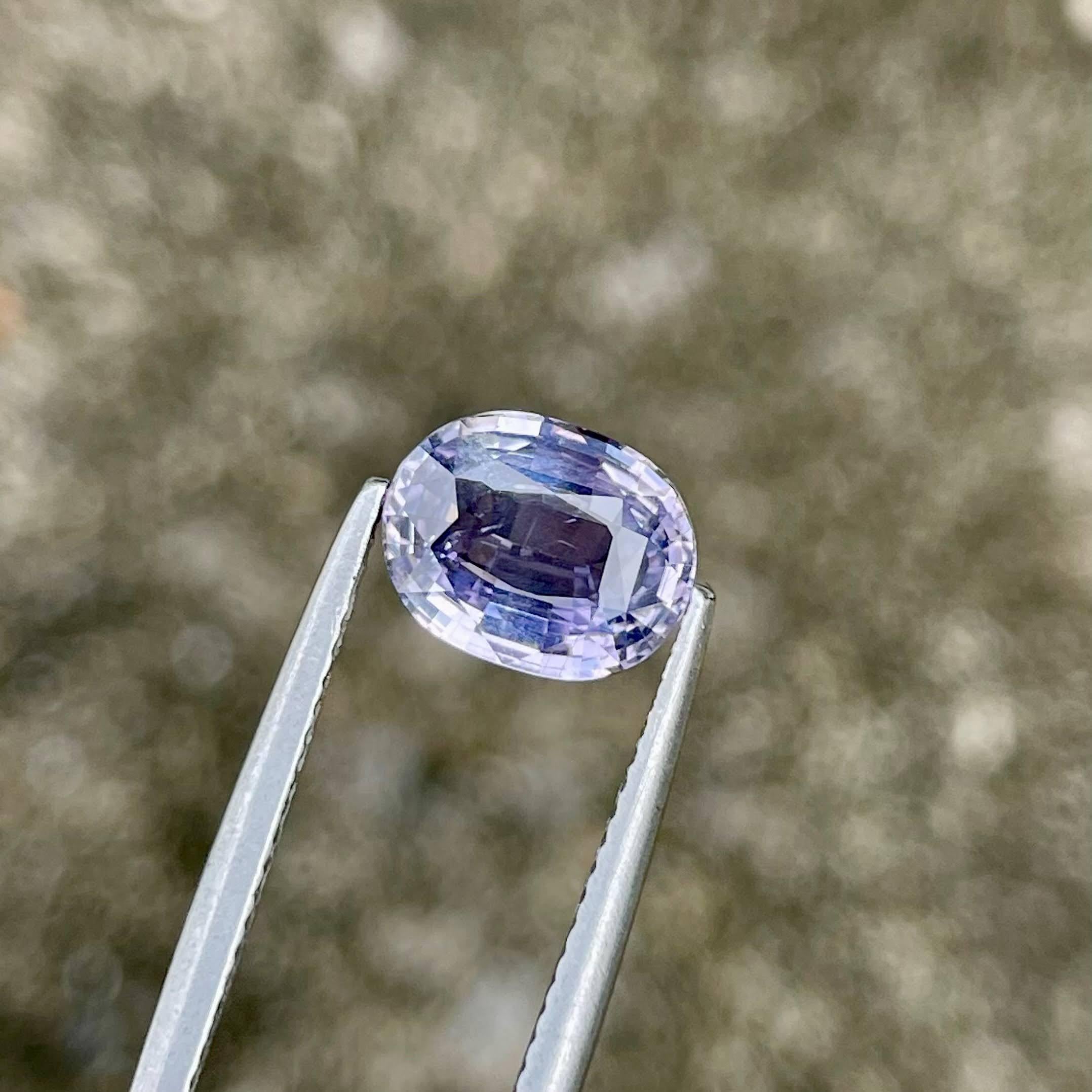 2.44 carats Loose Bluish Violet Sapphire Stone Oval Cut Natural Sri Lankan Gem im Angebot 1
