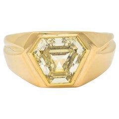 2.44 CTW Hexagonal Fancy Yellow Diamond 14 Karat Gold Vintage Unisex Ring GIA