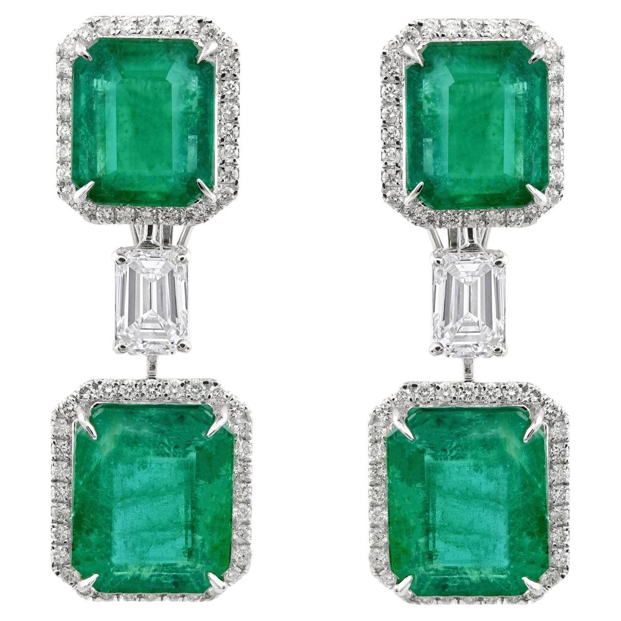 Orecchino da sposa a raggiera con smeraldo da 24,42 carati e diamante da 3,06 carati in oro bianco 14k Gioielli di pregio