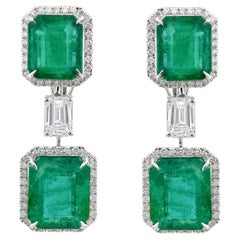 Orecchino da sposa a raggiera con smeraldo da 24,42 carati e diamante da 3,06 carati in oro bianco 14k Gioielli di pregio
