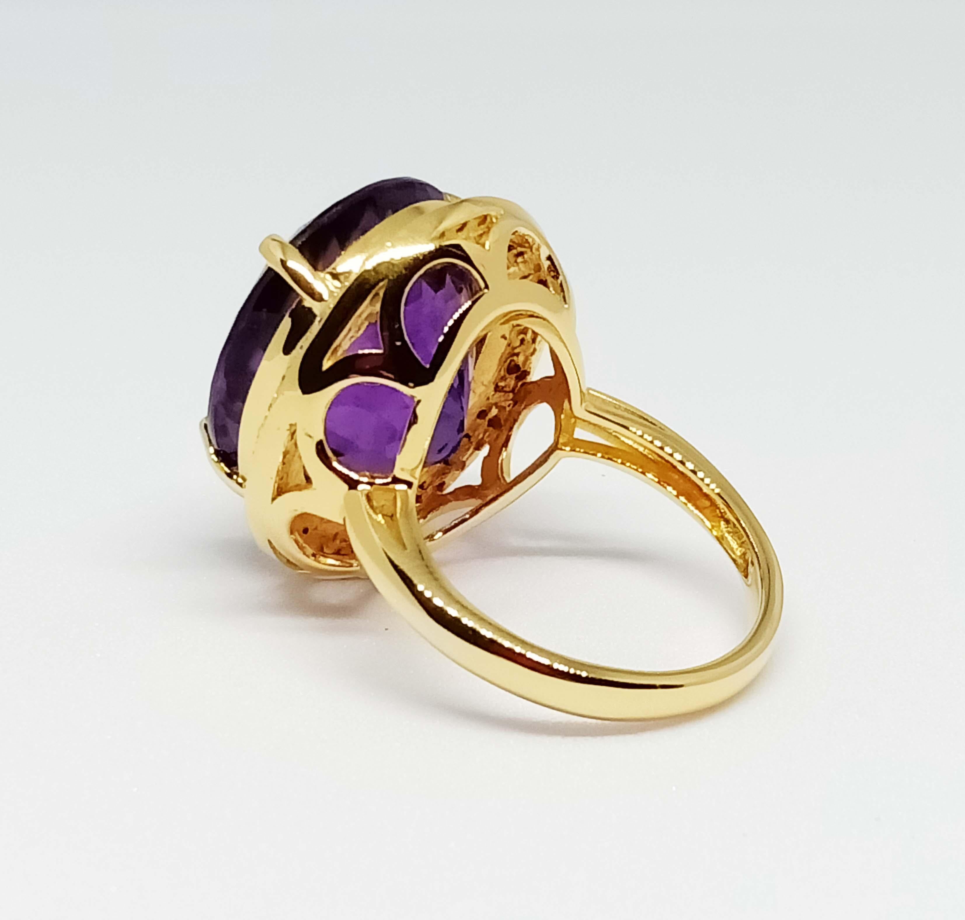 24.45cts Big Amethyst sterling silver in 18K Gold Plated For Sale 1