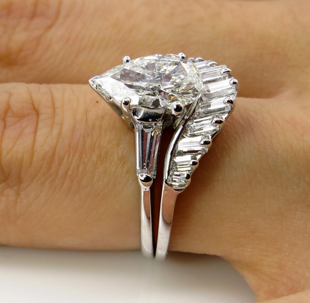 2.44 Carat Estate Vintage Pear Shaped Diamond White Gold Ring Wedding Set 10