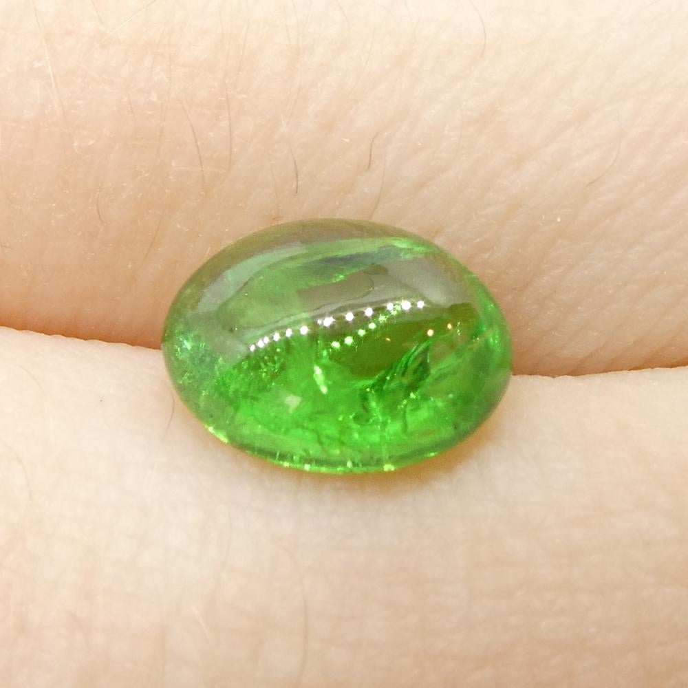 2.44ct Cabochon ovale de grenat tsavorite vert du Kenya, non chauffé en vente 1