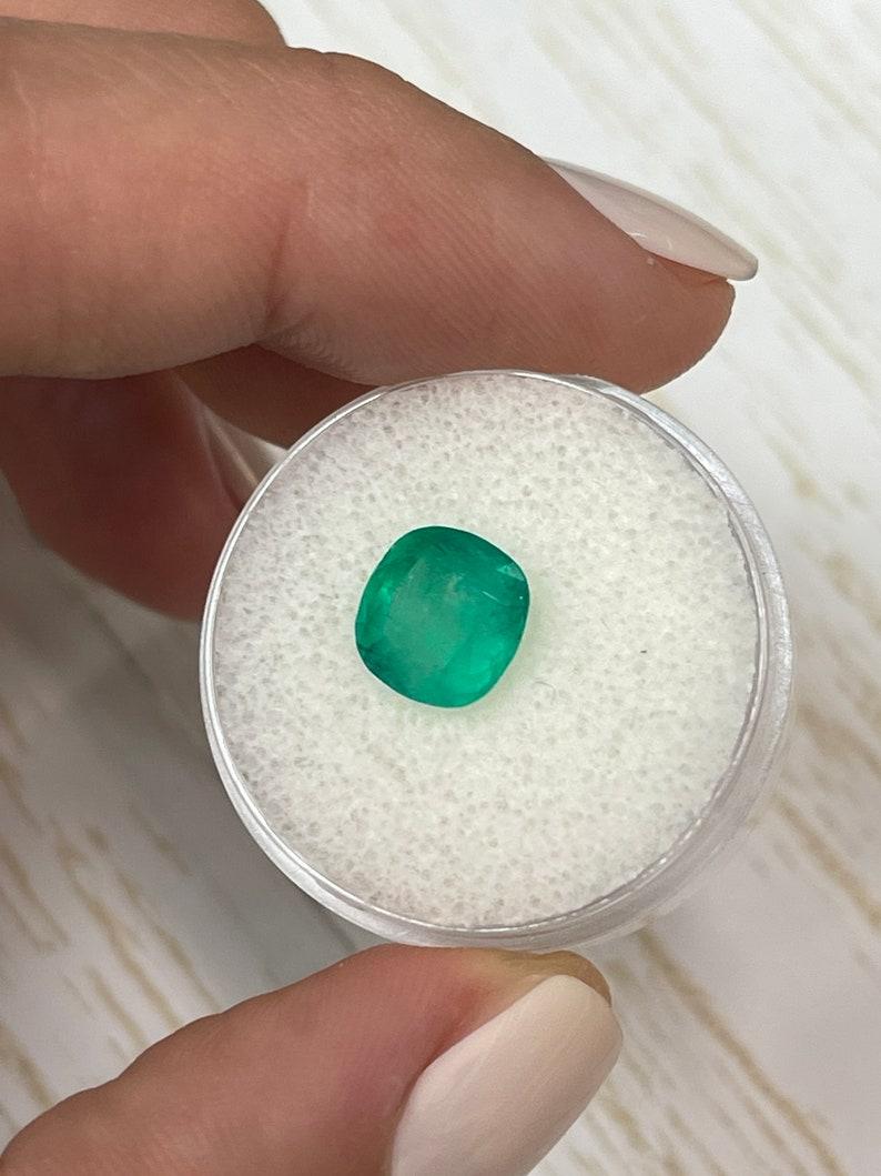 2.45 Carat 8.6x8.4 Green Colombian Emerald - Cushion Cut Genuine Gem May In New Condition For Sale In Jupiter, FL