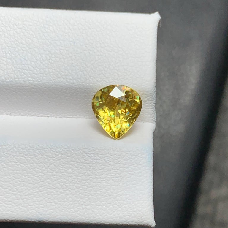 Sphène Naturel 2.45 Ct Madagascar - Taille Poire Lumineuse - Sans Traitement
