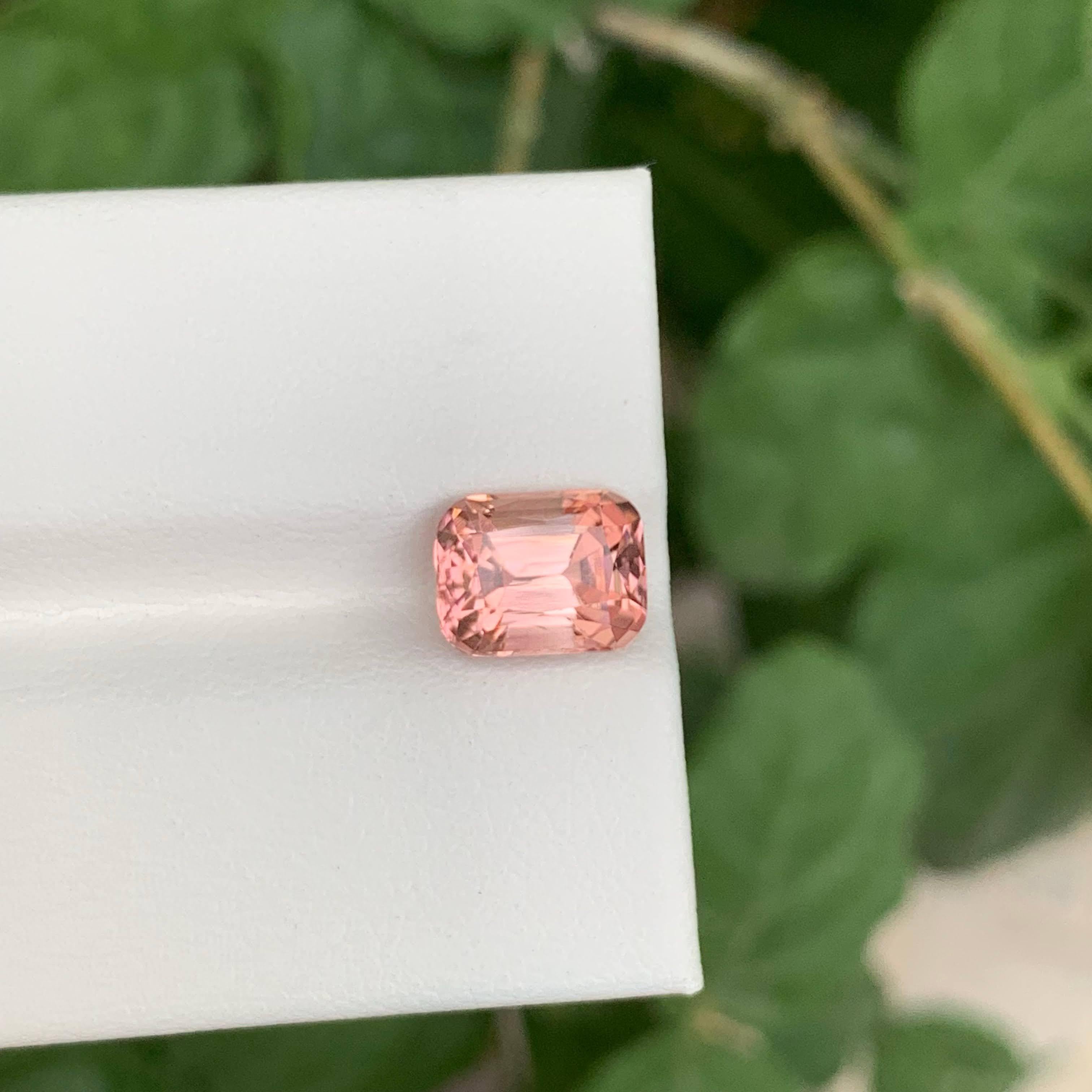 2.45 Carat Loose Pink Tourmaline Stone Cushion Cut Natural Afghan Gemstone Unisexe en vente