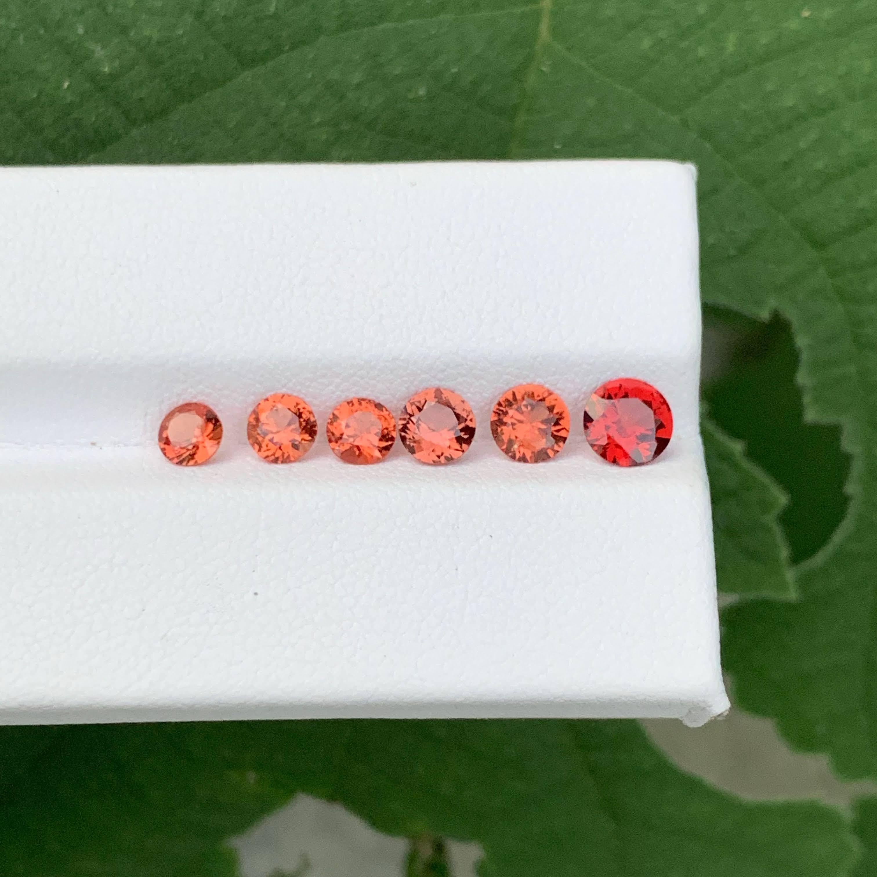 Lote de 6 piezas de espinela marrón rojiza suelta natural de 2,45 quilates talla redonda procedente de Birmania en Nuevo estado para la venta en Bangkok, TH