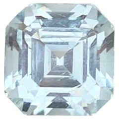 2.45 Carat Natural Loose Aquamarine Octagon Shape Gemstone (Aigue-marine libre en forme d'octogone)