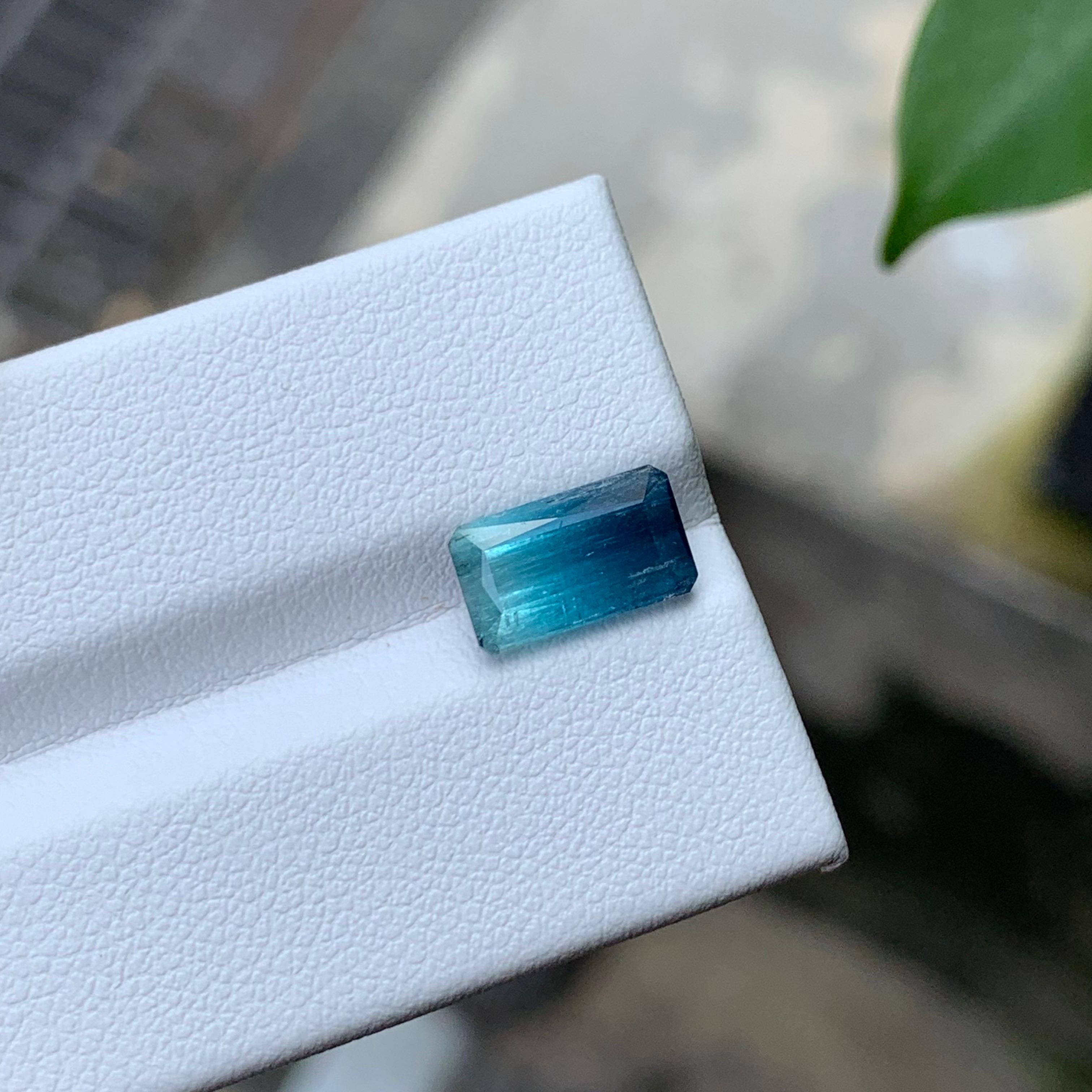 2.45 Carat Natural Loose Bi Colour Tourmaline Emerald Shape Gemstone (pierre précieuse en forme d'émeraude) Neuf - En vente à Peshawar, PK