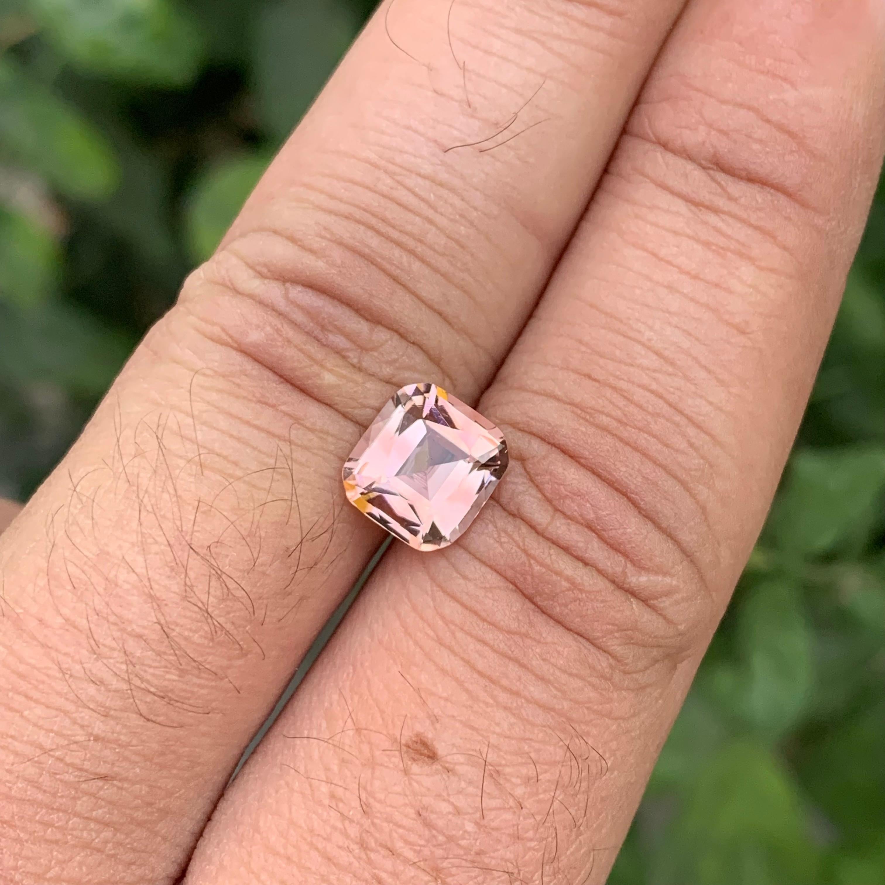 2.45 Carat Natural Loose Peachy Pink Tourmaline Cushion Shape Gem en vente 3