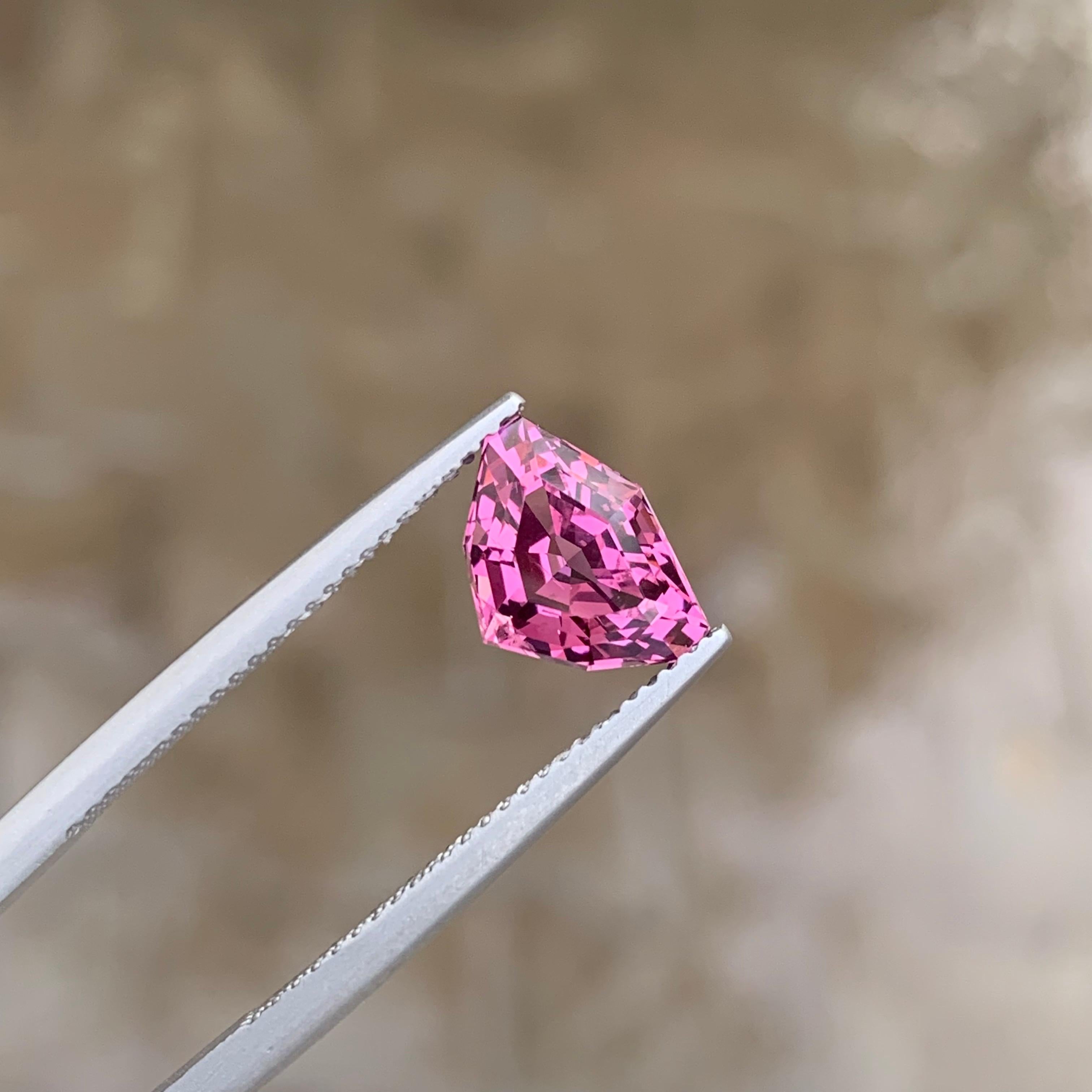 Trillion Cut 2.45 Carat Natural Loose Pink Spinel Bat Shape Gemstone From Tanzania For Sale