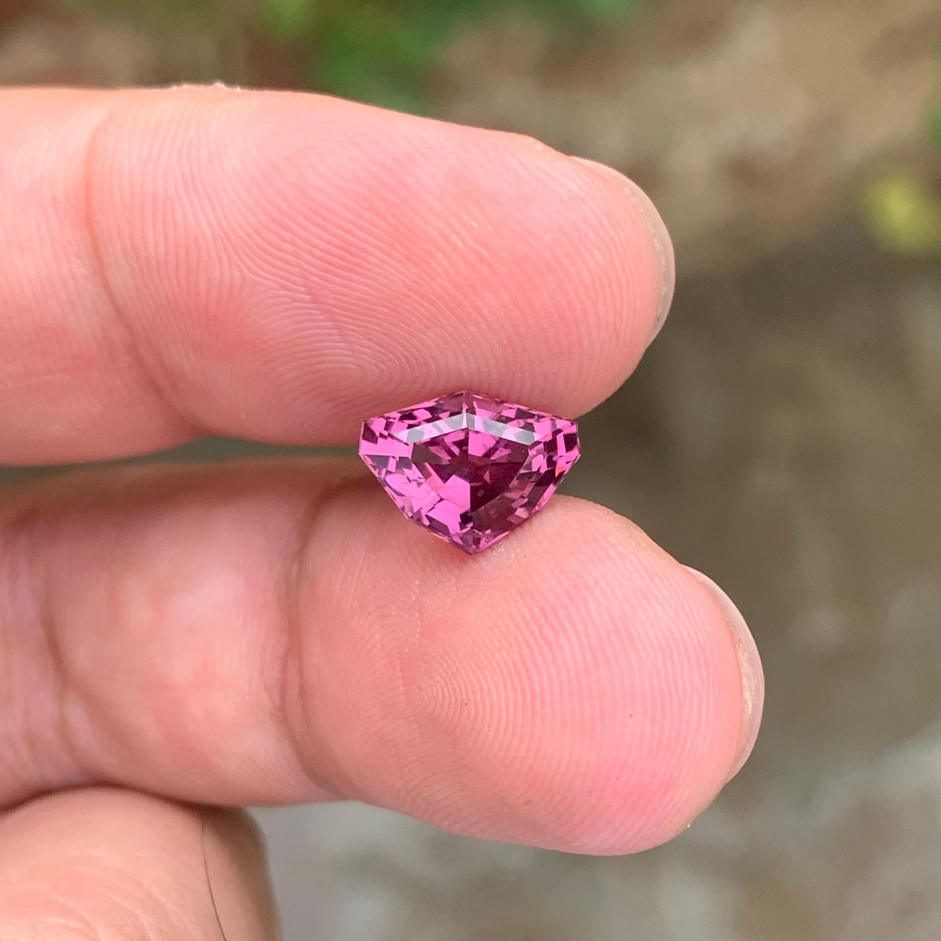 Women's or Men's 2.45 Carat Natural Loose Pink Spinel Bat Shape Gemstone From Tanzania For Sale