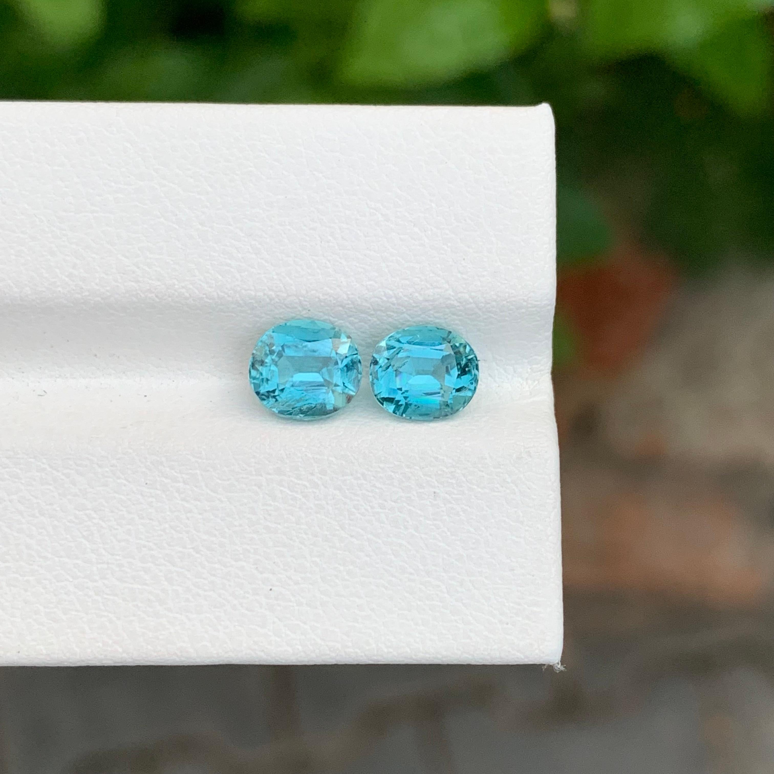 Taille coussin 2.45 Carat Natural Loose Seafoam Tourmaline Pieces For Earrings en vente