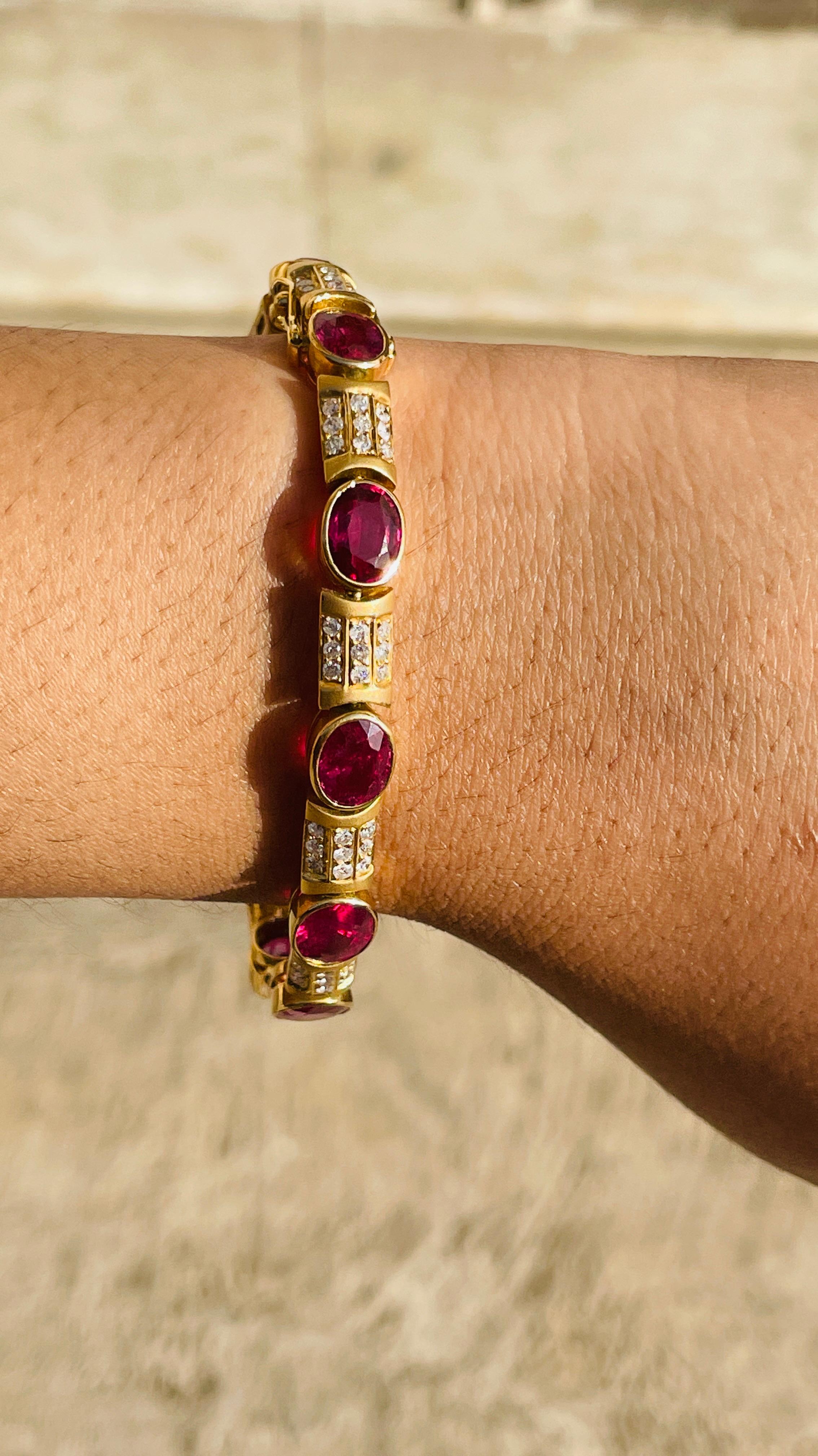 24.5 Carat Natural Ruby and Diamond Designer Bracelet in 18k Yellow Gold  For Sale 3