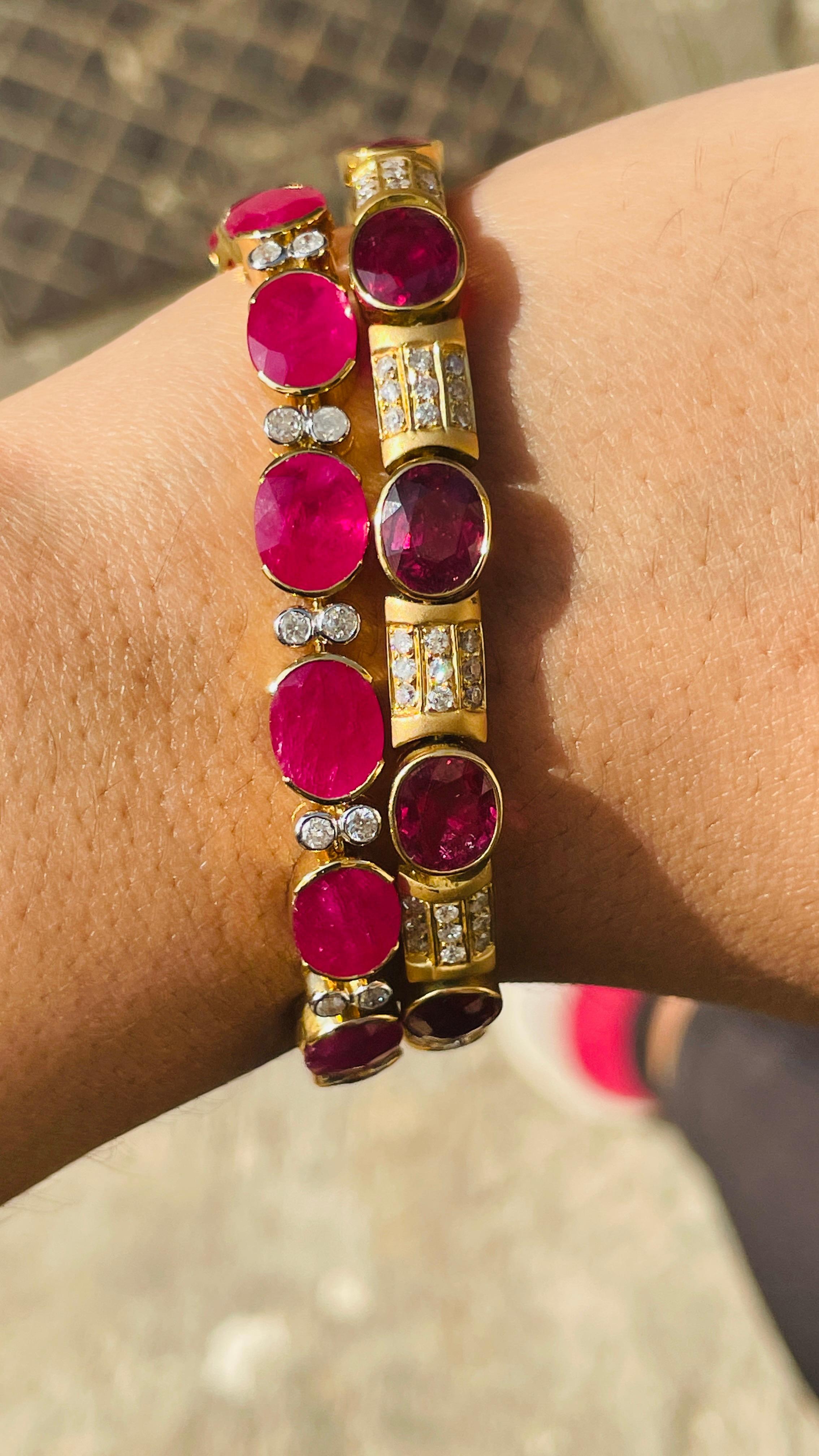 24.5 Carat Natural Ruby and Diamond Designer Bracelet in 18k Yellow Gold  For Sale 1