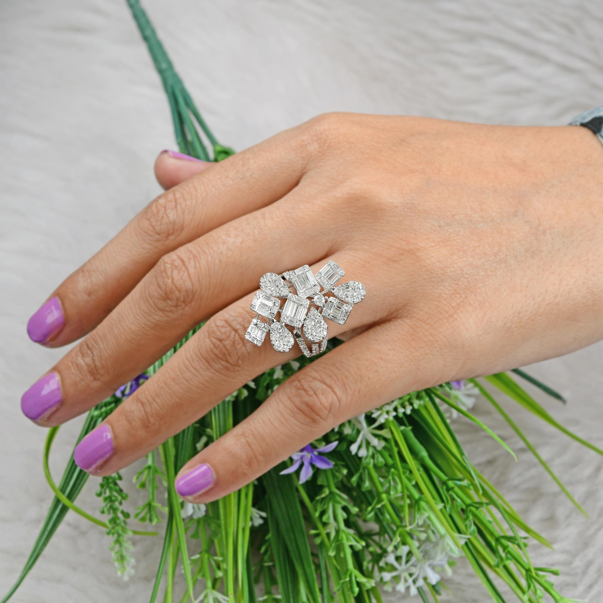 Women's 2.45 Carat SI Clarity HI Color Baguette Round Diamond Ring 18 Karat White Gold For Sale