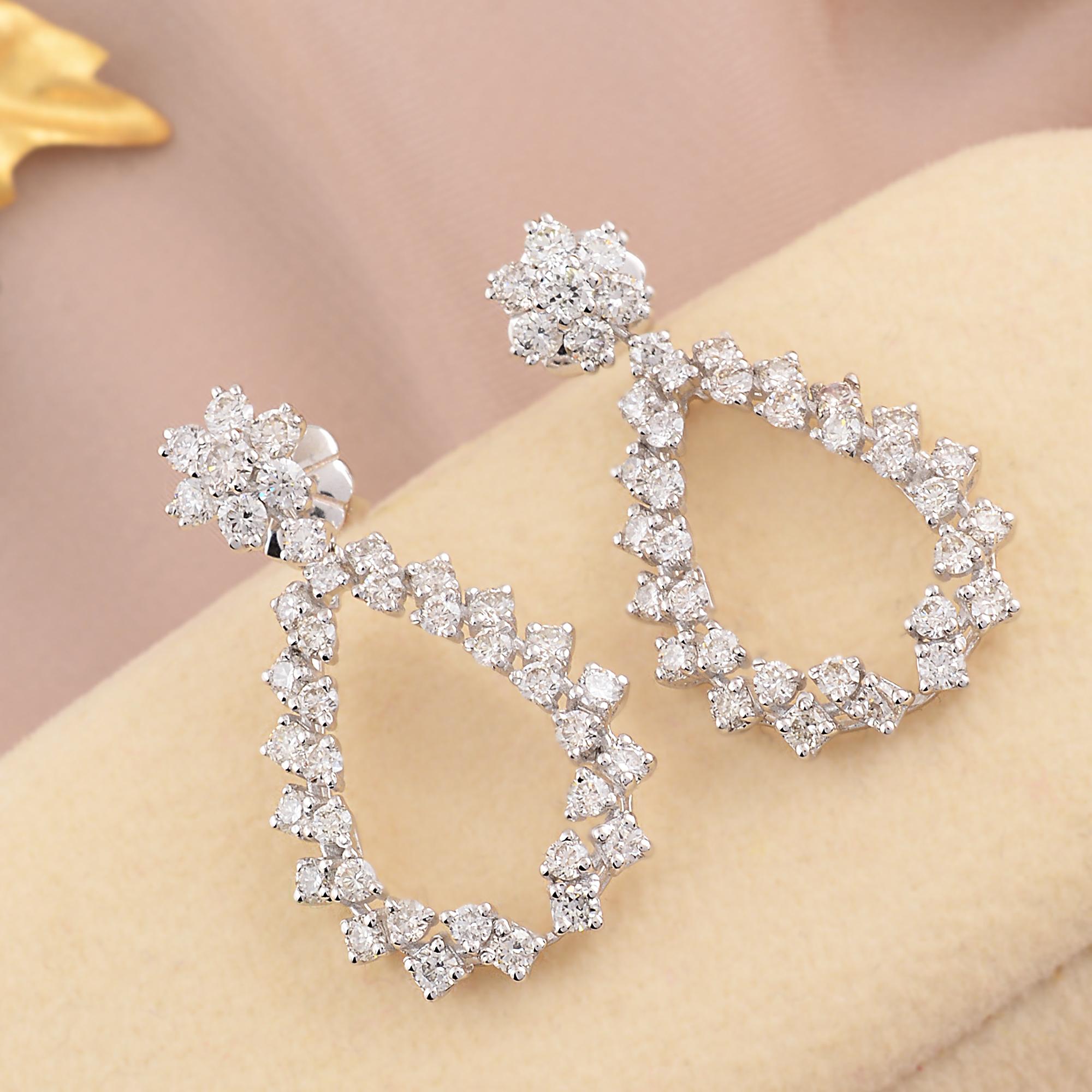 Moderne 2.45 Carat SI Clarity HI Color Diamond Dangle Earrings 14k White Gold Jewelry en vente