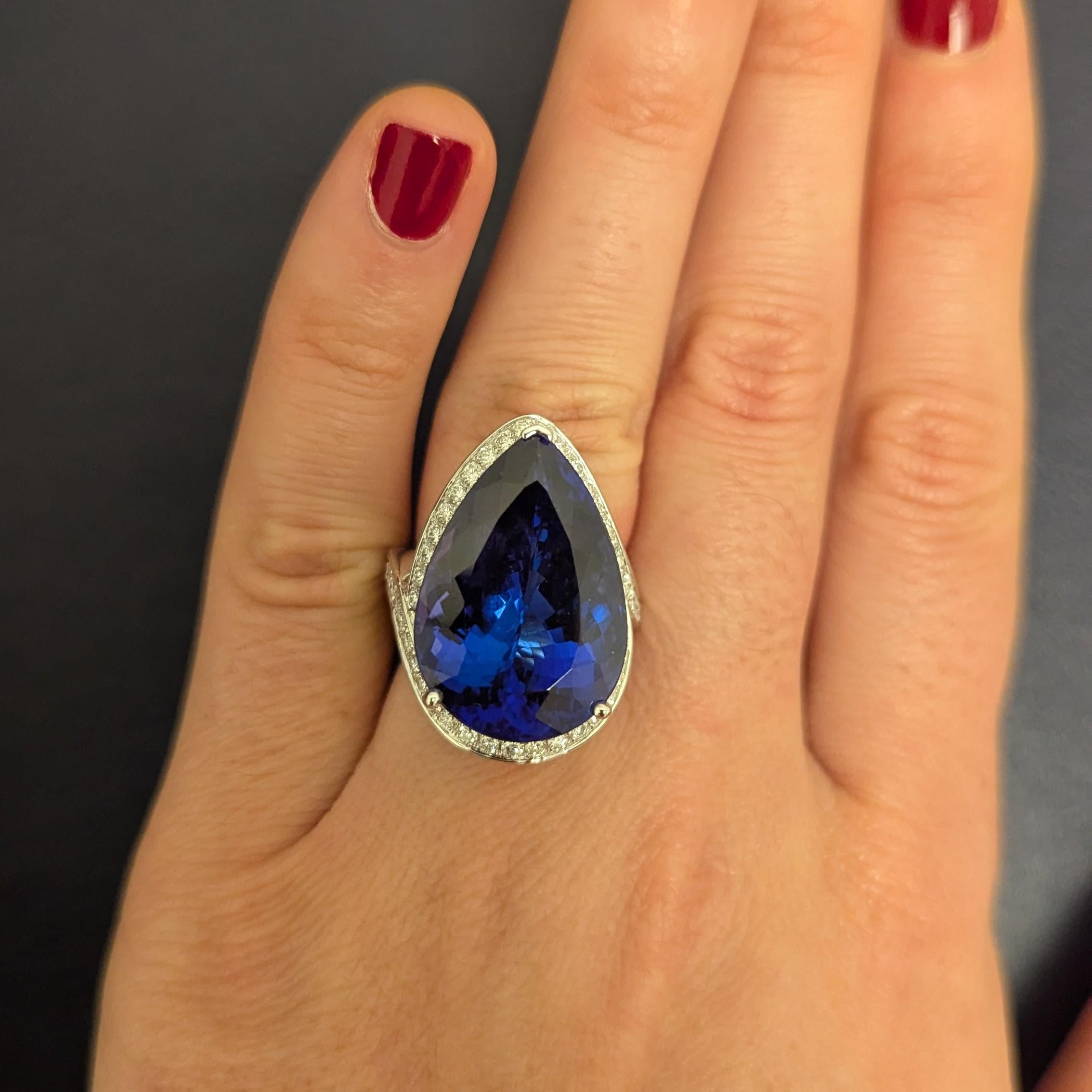 Women's 24.5 Carat Tanzanite Diamond 18K White Gold Ring For Sale