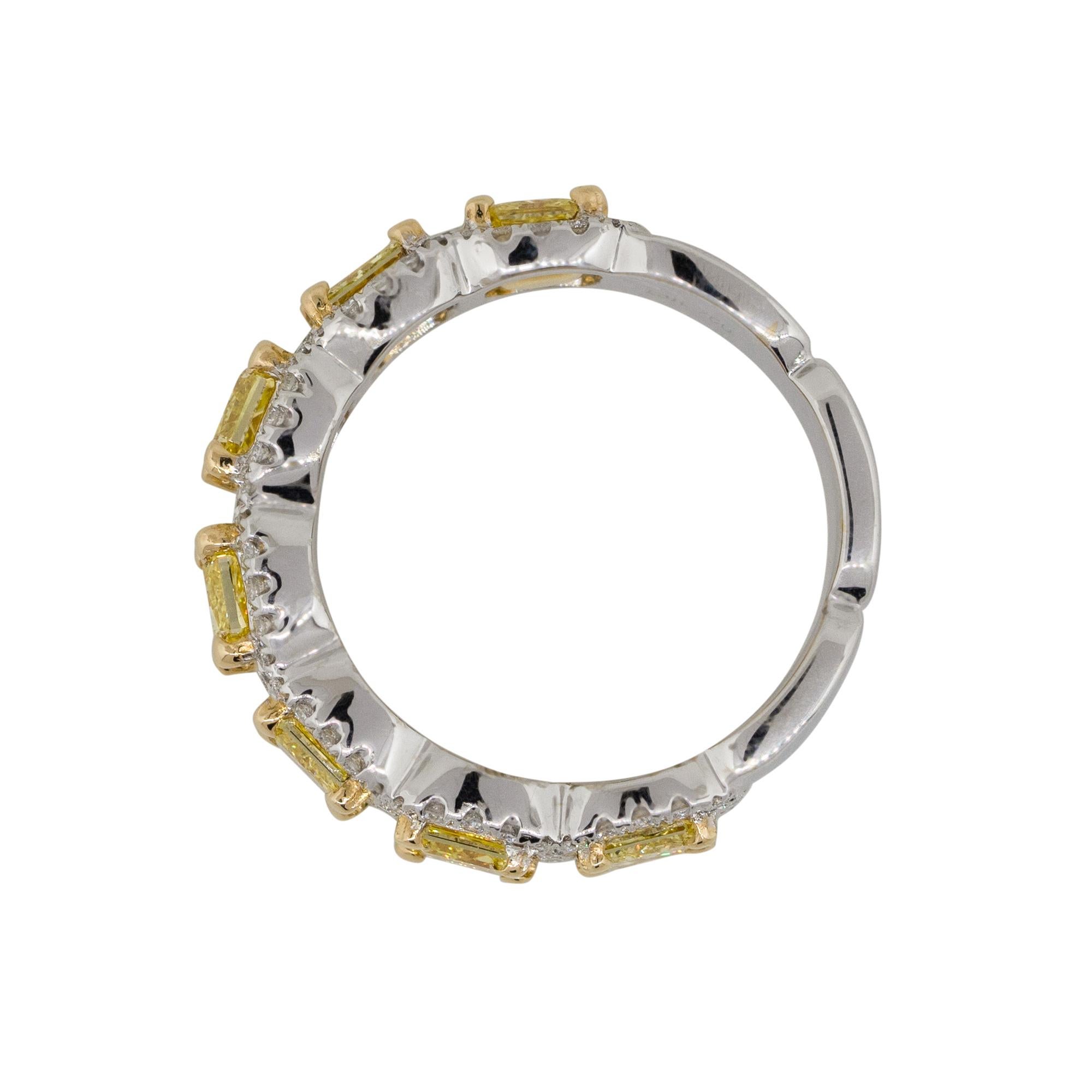 2.45 Carat Yellow and White Diamond Halo Ring 18 Karat in Stock In New Condition For Sale In Boca Raton, FL