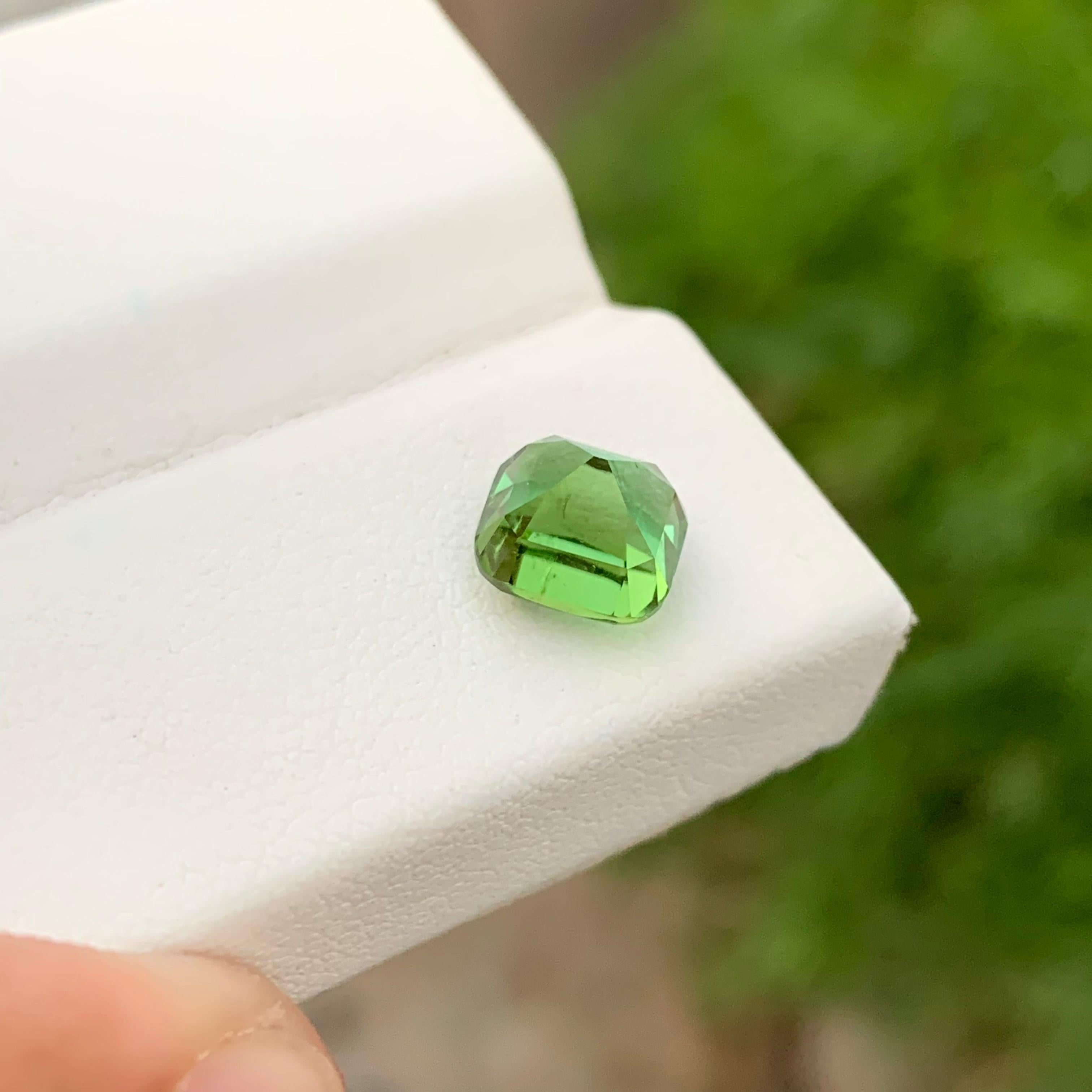 2.45 Carats Natural Loose Mintgreen Tourmaline With Lagoon Shade Cushion Cut In New Condition For Sale In Peshawar, PK