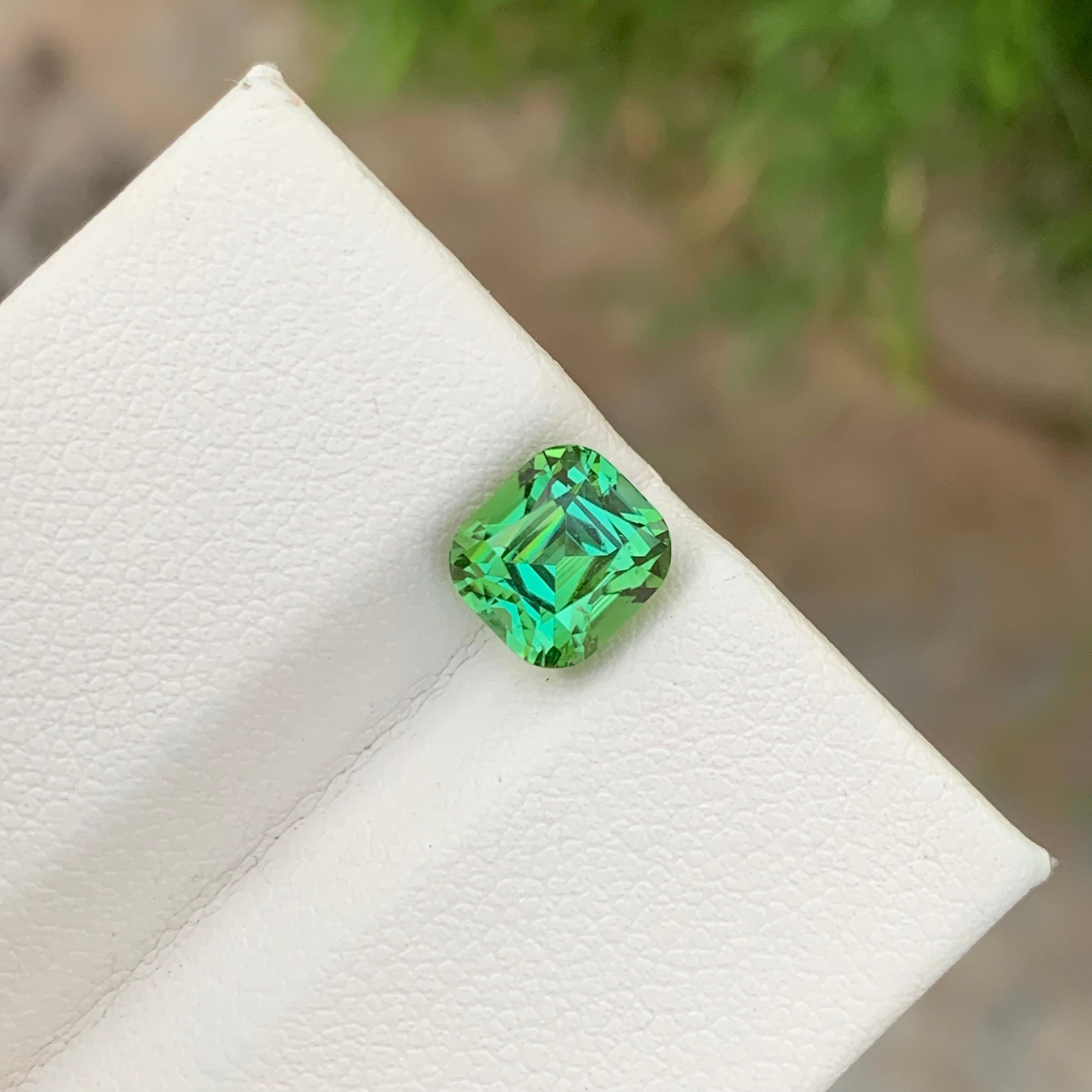 2.45 Carats Natural Loose Mintgreen Tourmaline With Lagoon Shade Cushion Cut For Sale 4