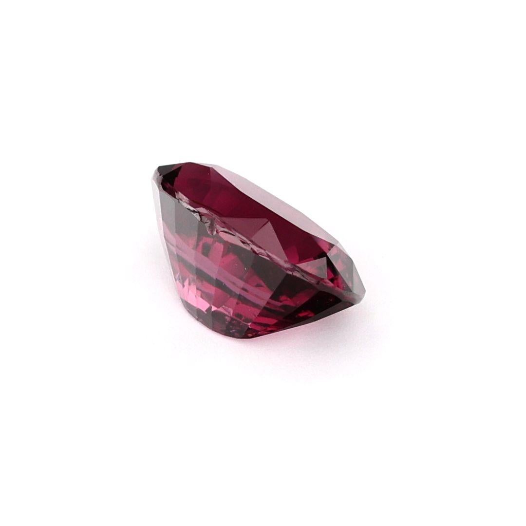 Women's or Men's 2.45 Carats Natural Pinkish Red Garnet Gemstone For Sale