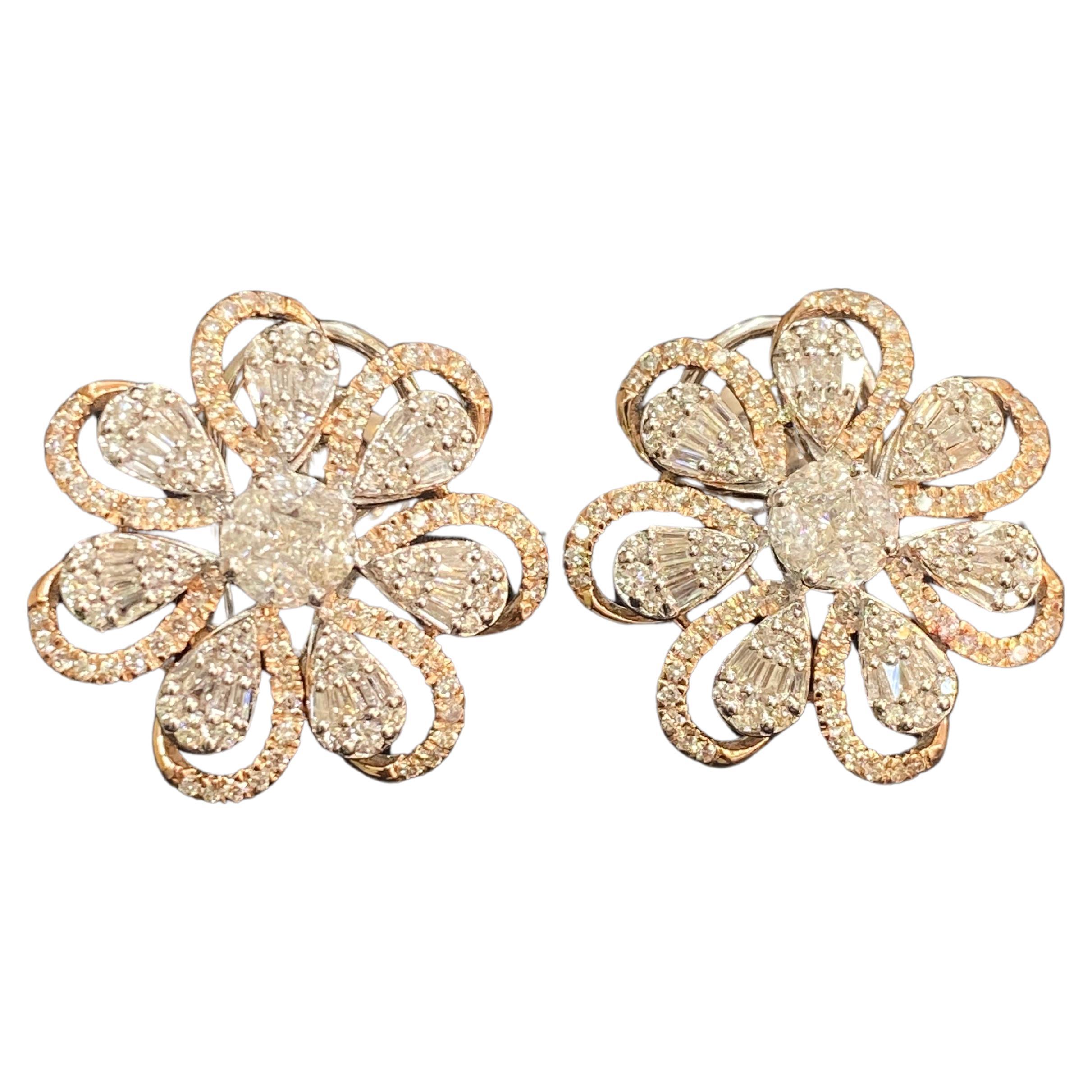2.45 Cts F/VS1 Marquise Princess Baguette Round Diamonds Stud Earrings 14K Gold For Sale