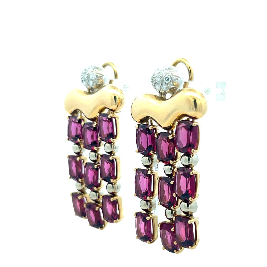 24,50 Karat A. Rube 0,30 Karat runder Brillantdiamant 18K YG baumelnde Ohrringe im Angebot 1