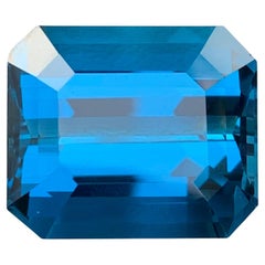 24.50 Carat Stunning Loose London Blue Topaz Emerald Shape Gemstone