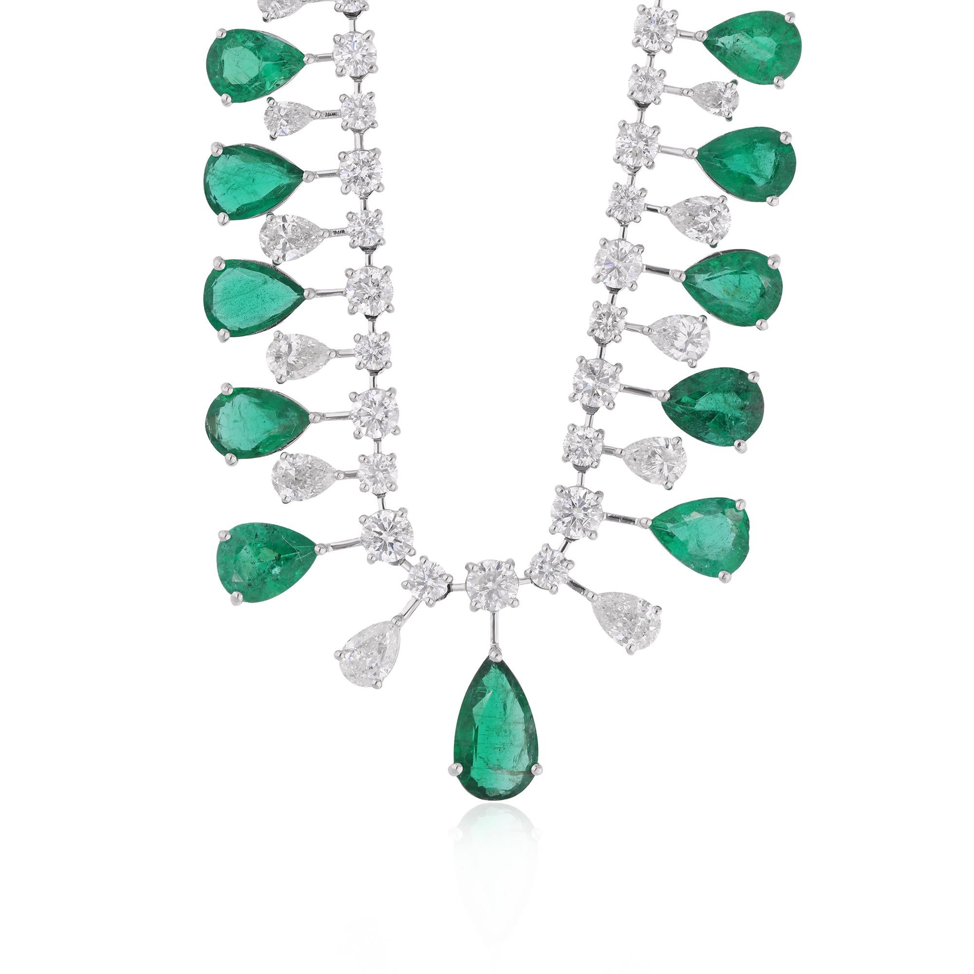 Taglio a goccia 24,57 TCW Zambian Emerald Diamond Wedding Drop Collana in oro bianco 18k in vendita