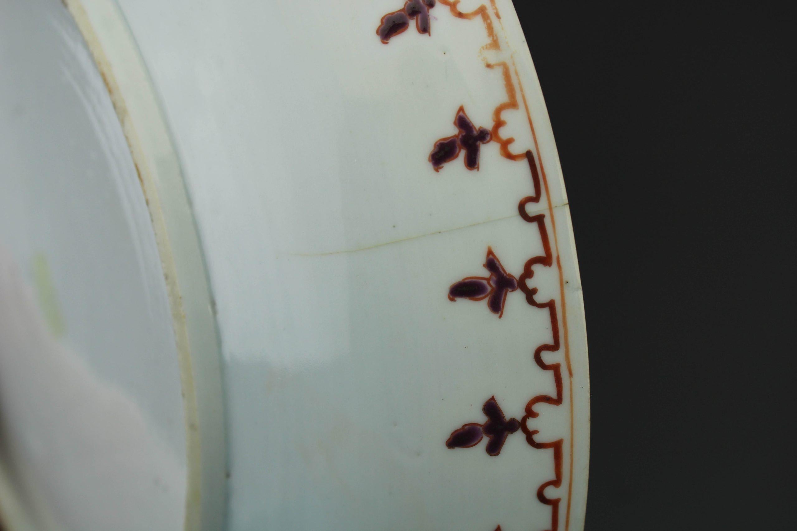 Porcelain 24.5CM Ca 1740 Chinese porcelain Commande Dish CORNELIS PRONK 'Arbour' Pattern For Sale