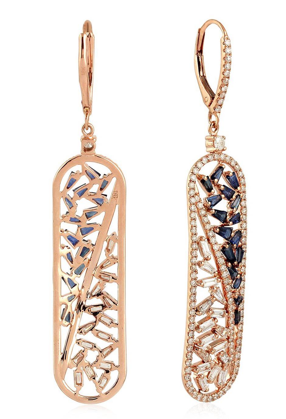 Modern 2.46 Carat Baguette Diamond Blue Sapphire 18 Karat Gold Earrings For Sale