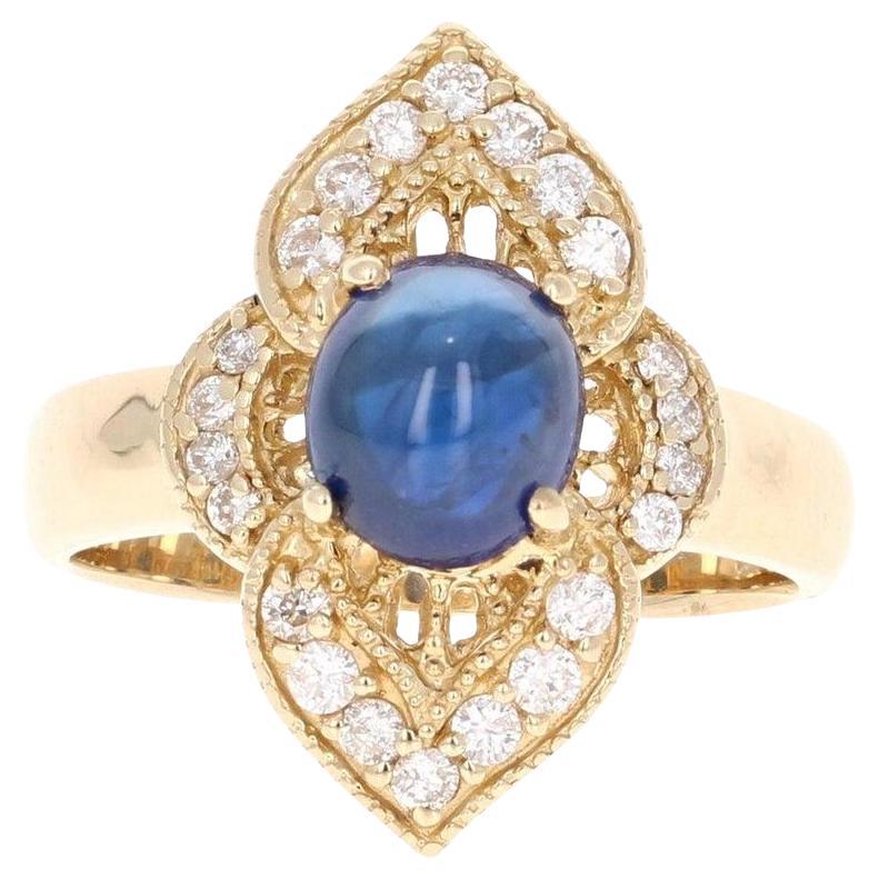 2.46 Carat Natural Cabochon Sapphire Diamond 14 Karat Yellow Gold Diamond Ring en vente