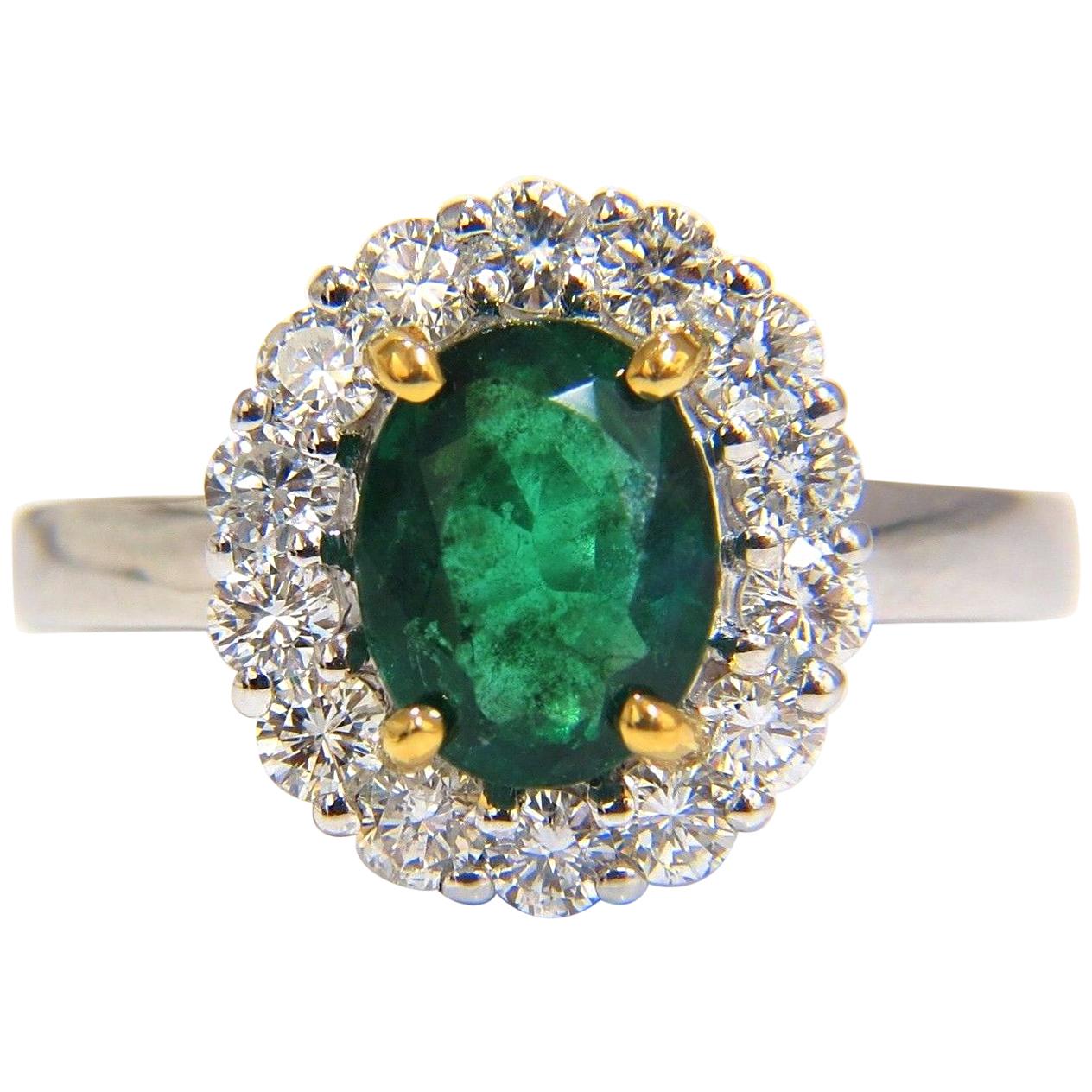 2,46 Karat natürliche Smaragd Diamanten Ring 18 Karat Vivid Green Halo A+*