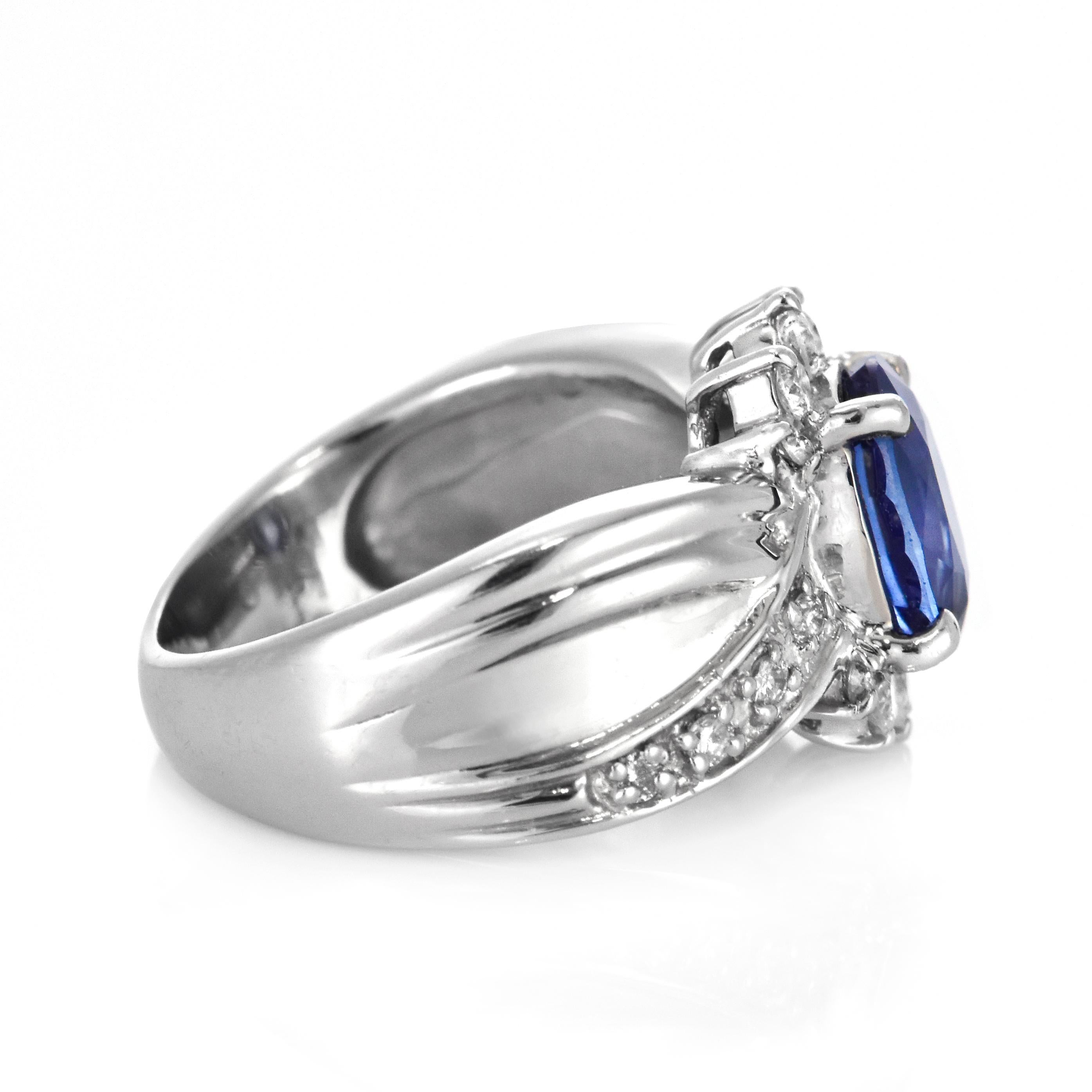 2,46 Karat natürlicher königsblauer Saphir und Diamantring aus Platin im Angebot 5