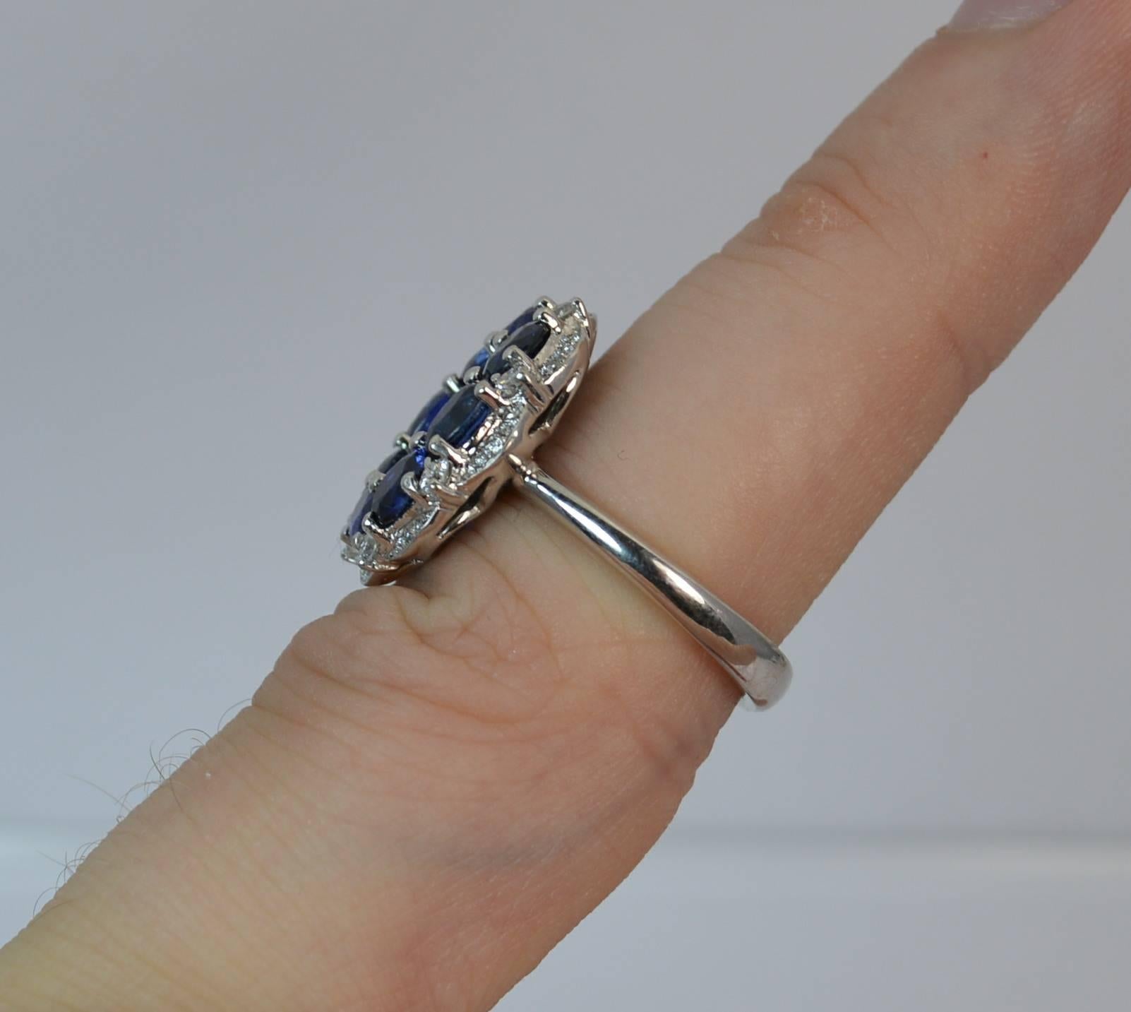 Art Deco 2.46 Carat Sapphire VS Diamond 18 Carat White Gold Cluster Ring