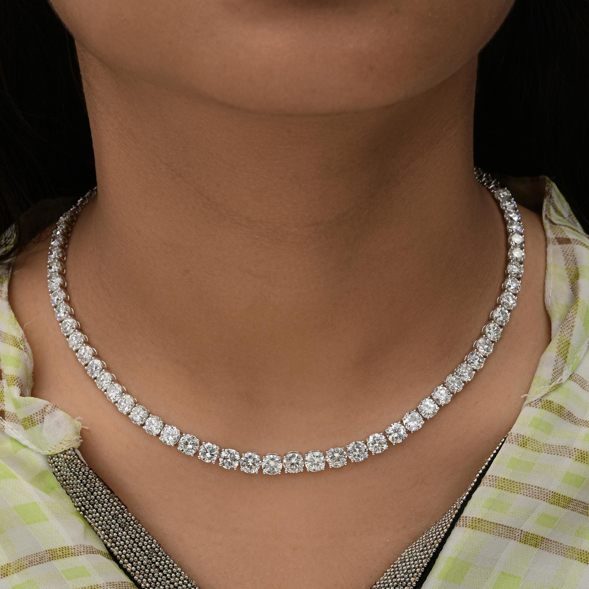 Modern 24.6 Carat SI/H Round Brilliant Cut Diamond Necklace 14 Karat White Gold Jewelry For Sale