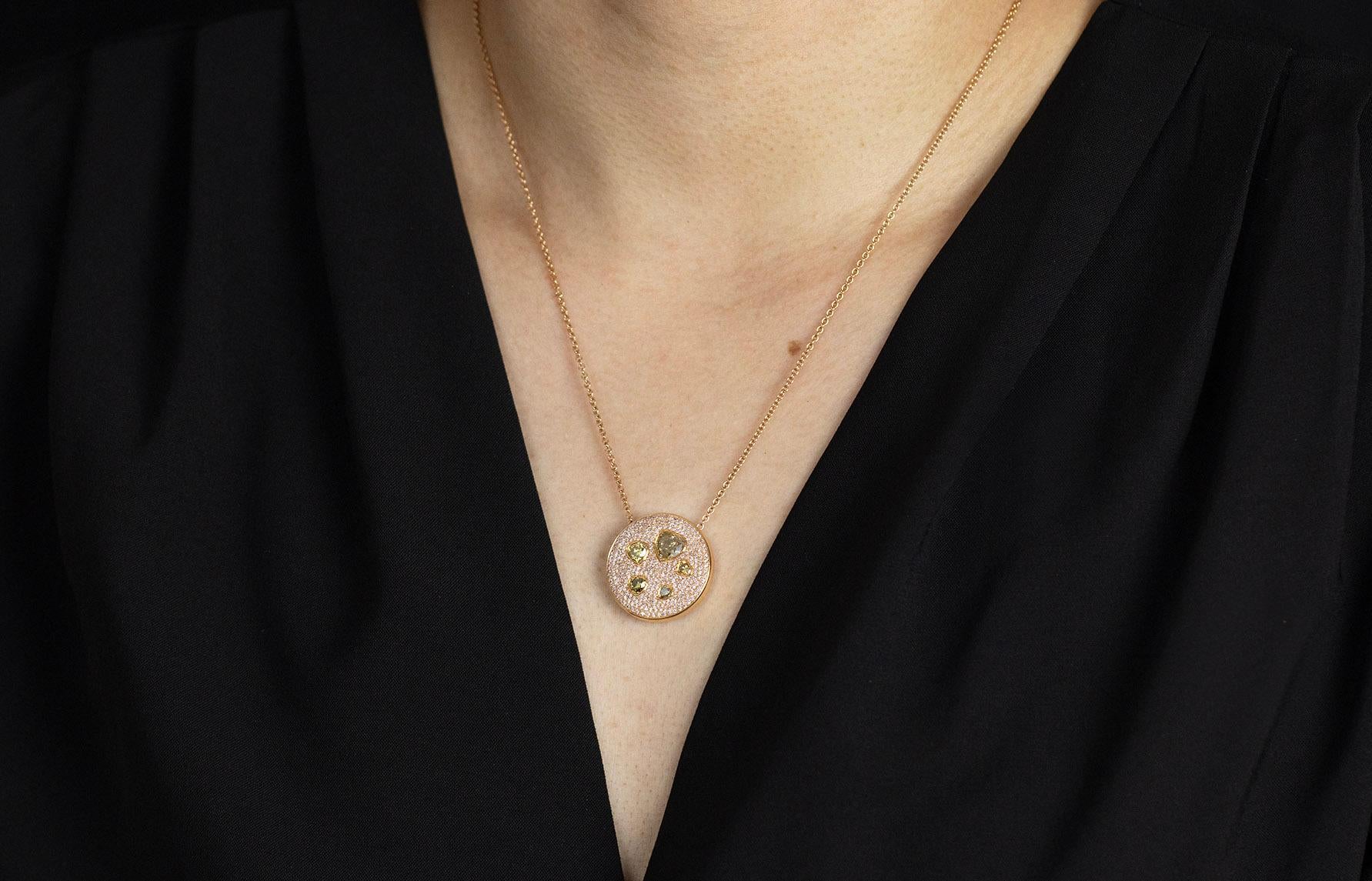 Modern Roman Malakov 2.34 Carats Fancy Color Heart Shape Diamond Pendant Necklace For Sale