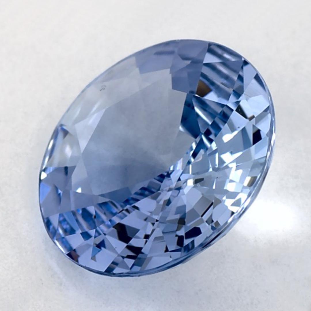 Ein sehr wertvoller September-Geburtsstein mit einer bezaubernden blauen Farbe. Man glaubt, dass sie dem Leben Glück und Reichtum bringen.

Entdecken Sie die lebendige Kollektion von Smaragden, Rubinen und Saphiren in unserem Geschäft, die als lose